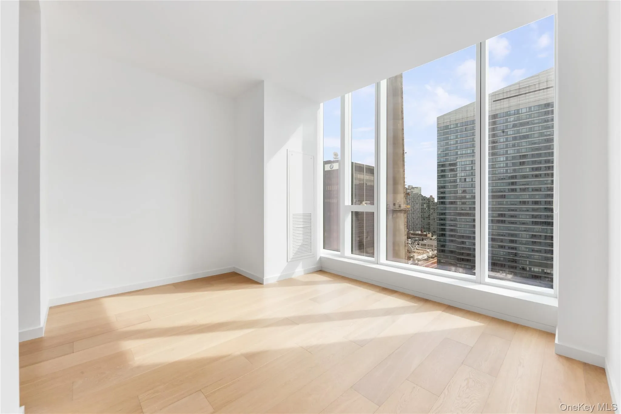 1 End Avenue, New York, NY, 2 Bedrooms Bedrooms, 5 Rooms Rooms,2 BathroomsBathrooms,Residential Lease,For Rent,End,0,1001937 1 End Avenue, New York, NY, 2 Bedrooms Bedrooms, 5 Rooms Rooms,2 BathroomsBathrooms,Residential Lease,For Rent,End,0,1001937