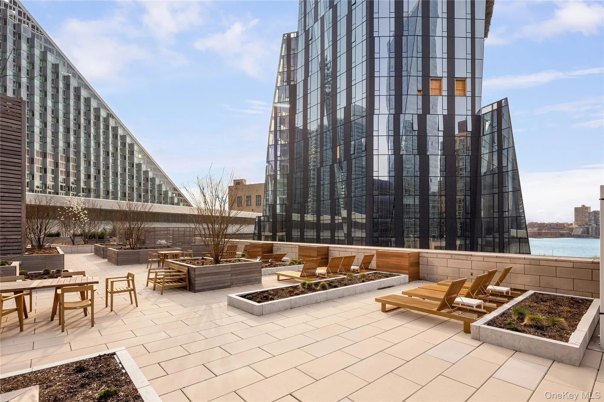 1 End Avenue, New York, NY, 2 Bedrooms Bedrooms, 5 Rooms Rooms,2 BathroomsBathrooms,Residential Lease,For Rent,End,0,1001937 1 End Avenue, New York, NY, 2 Bedrooms Bedrooms, 5 Rooms Rooms,2 BathroomsBathrooms,Residential Lease,For Rent,End,0,1001937