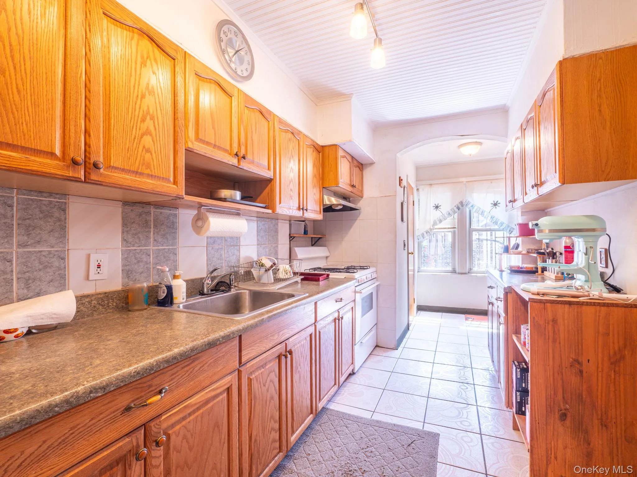 8914 63rd Avenue, New York, NY, 3 Bedrooms Bedrooms, 9 Rooms Rooms,2 BathroomsBathrooms,Residential,For Rent,63rd,0,1001940 8914 63rd Avenue, New York, NY, 3 Bedrooms Bedrooms, 9 Rooms Rooms,2 BathroomsBathrooms,Residential,For Rent,63rd,0,1001940