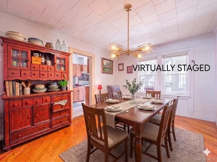 Virtually staged dining room Virtually staged dining room