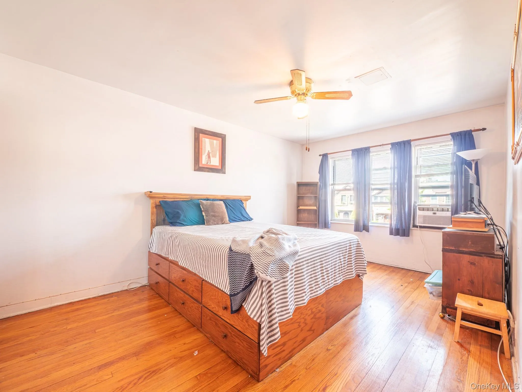 8914 63rd Avenue, New York, NY, 3 Bedrooms Bedrooms, 9 Rooms Rooms,2 BathroomsBathrooms,Residential,For Rent,63rd,0,1001940 8914 63rd Avenue, New York, NY, 3 Bedrooms Bedrooms, 9 Rooms Rooms,2 BathroomsBathrooms,Residential,For Rent,63rd,0,1001940
