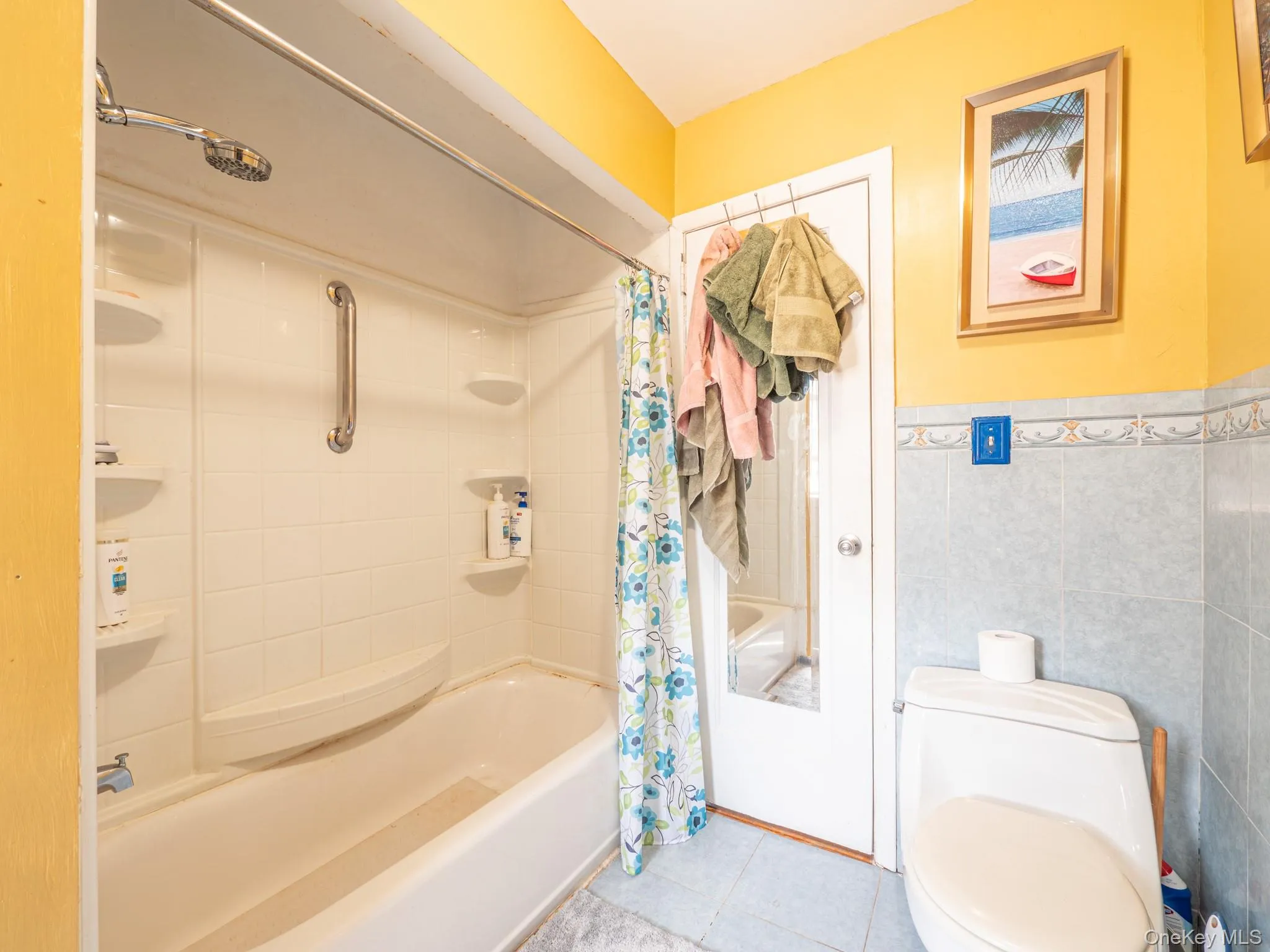 8914 63rd Avenue, New York, NY, 3 Bedrooms Bedrooms, 9 Rooms Rooms,2 BathroomsBathrooms,Residential,For Rent,63rd,0,1001940 8914 63rd Avenue, New York, NY, 3 Bedrooms Bedrooms, 9 Rooms Rooms,2 BathroomsBathrooms,Residential,For Rent,63rd,0,1001940