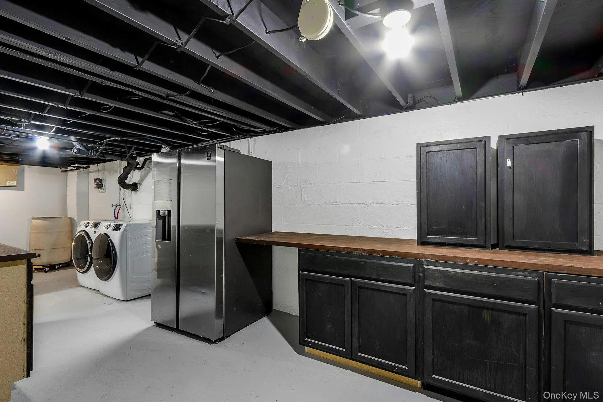 Laundry Area and workshop Laundry Area and workshop
