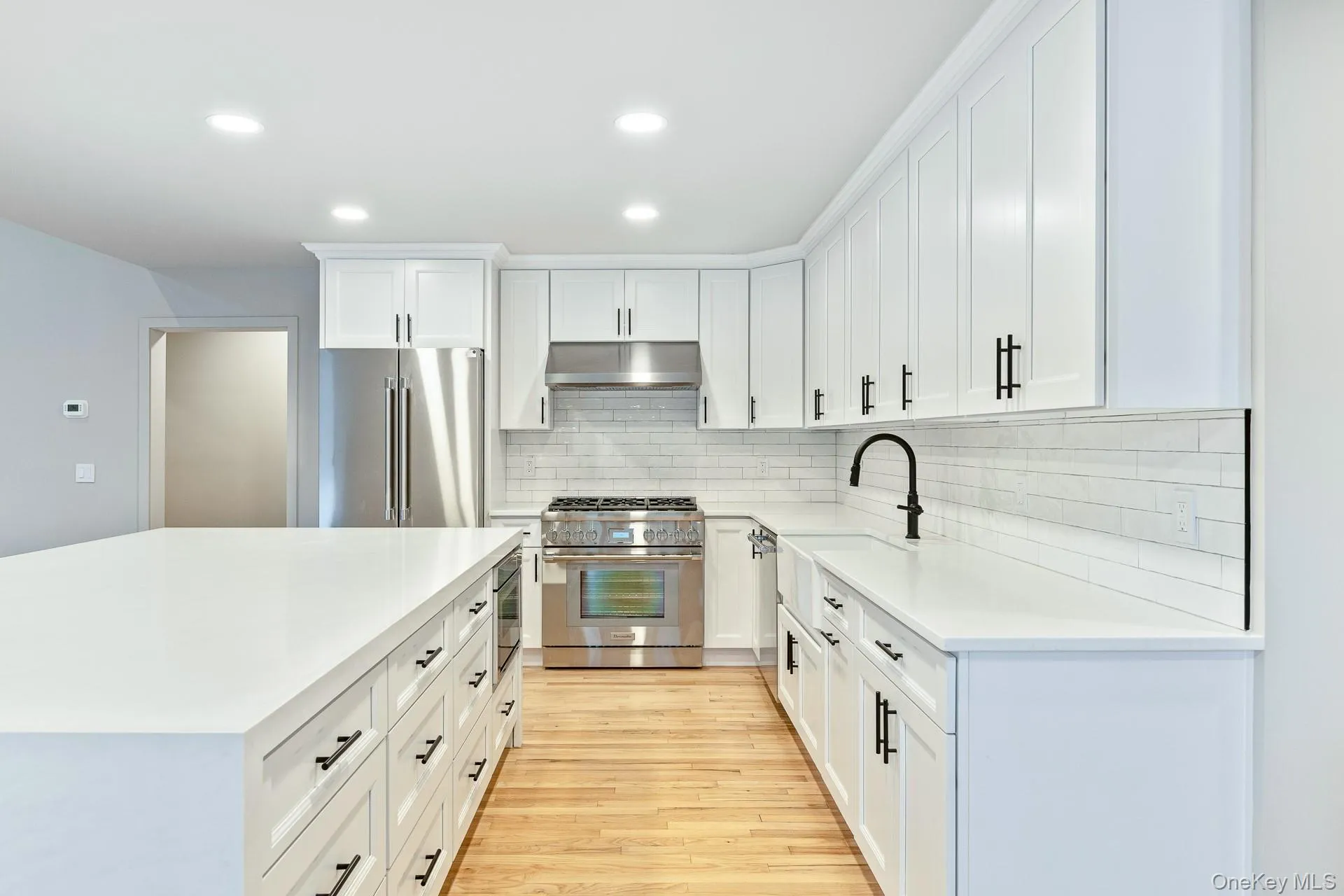 10 Jeffrey Lane, Southampton, NY, 6 Bedrooms Bedrooms, 9 Rooms Rooms,6 BathroomsBathrooms,Residential,For Rent,Jeffrey,0,KEY1001943 10 Jeffrey Lane, Southampton, NY, 6 Bedrooms Bedrooms, 9 Rooms Rooms,6 BathroomsBathrooms,Residential,For Rent,Jeffrey,0,KEY1001943