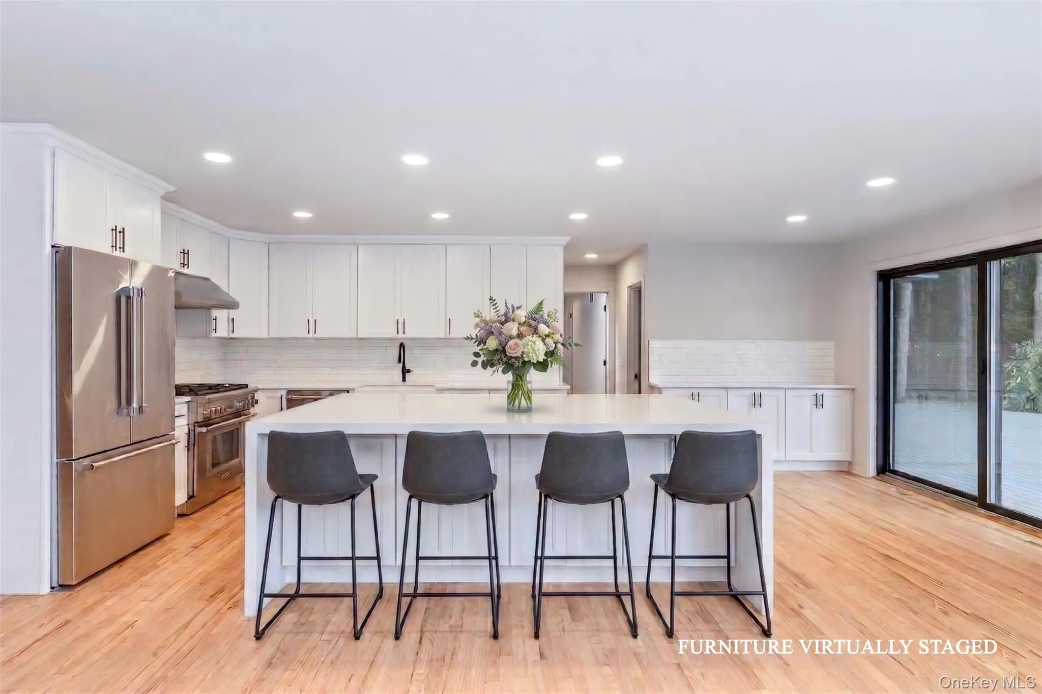 10 Jeffrey Lane, Southampton, NY, 6 Bedrooms Bedrooms, 9 Rooms Rooms,6 BathroomsBathrooms,Residential,For Rent,Jeffrey,0,KEY1001943 10 Jeffrey Lane, Southampton, NY, 6 Bedrooms Bedrooms, 9 Rooms Rooms,6 BathroomsBathrooms,Residential,For Rent,Jeffrey,0,KEY1001943