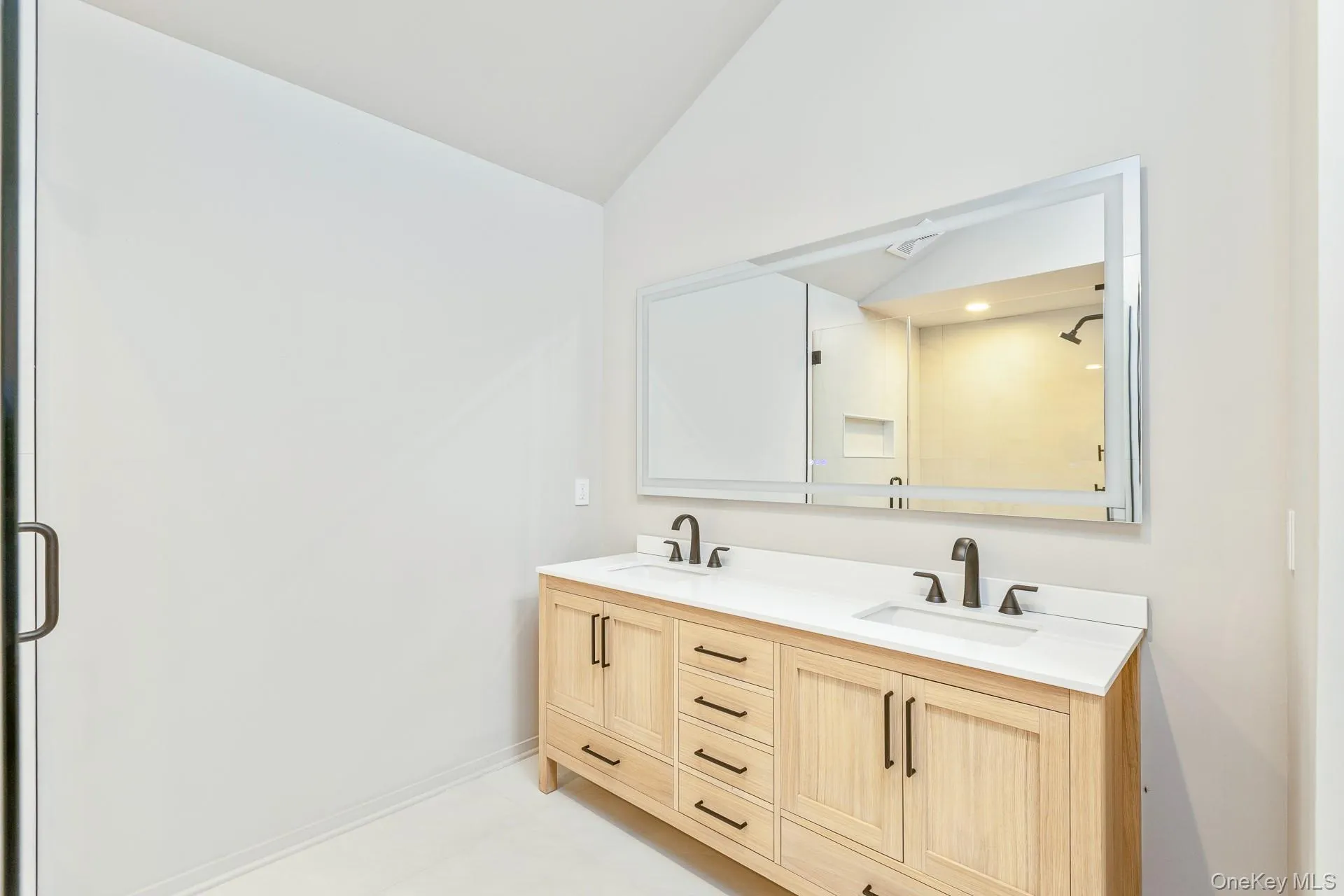10 Jeffrey Lane, Southampton, NY, 6 Bedrooms Bedrooms, 9 Rooms Rooms,6 BathroomsBathrooms,Residential,For Rent,Jeffrey,0,KEY1001943 10 Jeffrey Lane, Southampton, NY, 6 Bedrooms Bedrooms, 9 Rooms Rooms,6 BathroomsBathrooms,Residential,For Rent,Jeffrey,0,KEY1001943