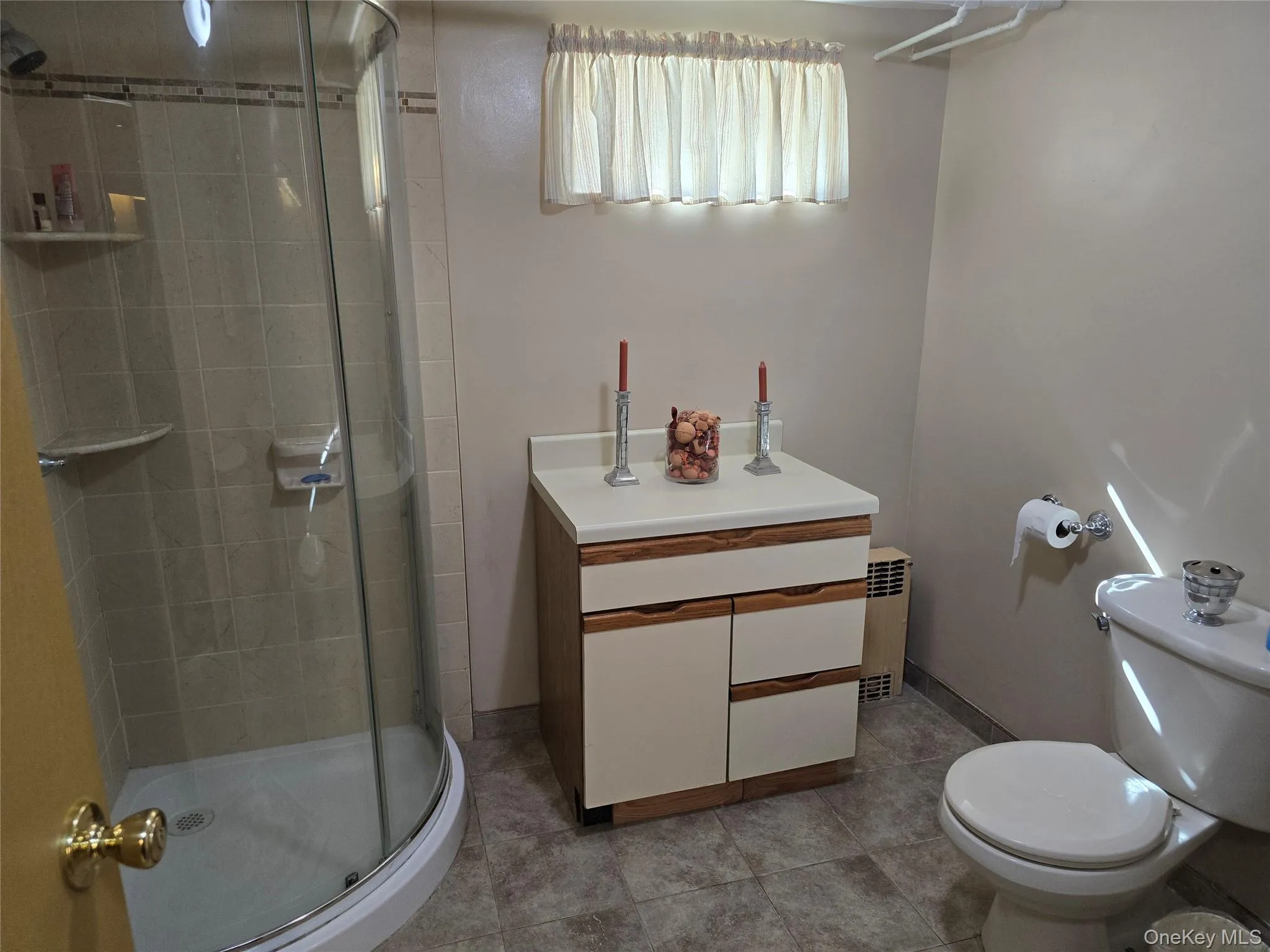 2127 Leighton Road, Hempstead, NY, 3 Bedrooms Bedrooms, 6 Rooms Rooms,2 BathroomsBathrooms,Residential Sale,For Rent,Leighton,0,1001947 2127 Leighton Road, Hempstead, NY, 3 Bedrooms Bedrooms, 6 Rooms Rooms,2 BathroomsBathrooms,Residential Sale,For Rent,Leighton,0,1001947