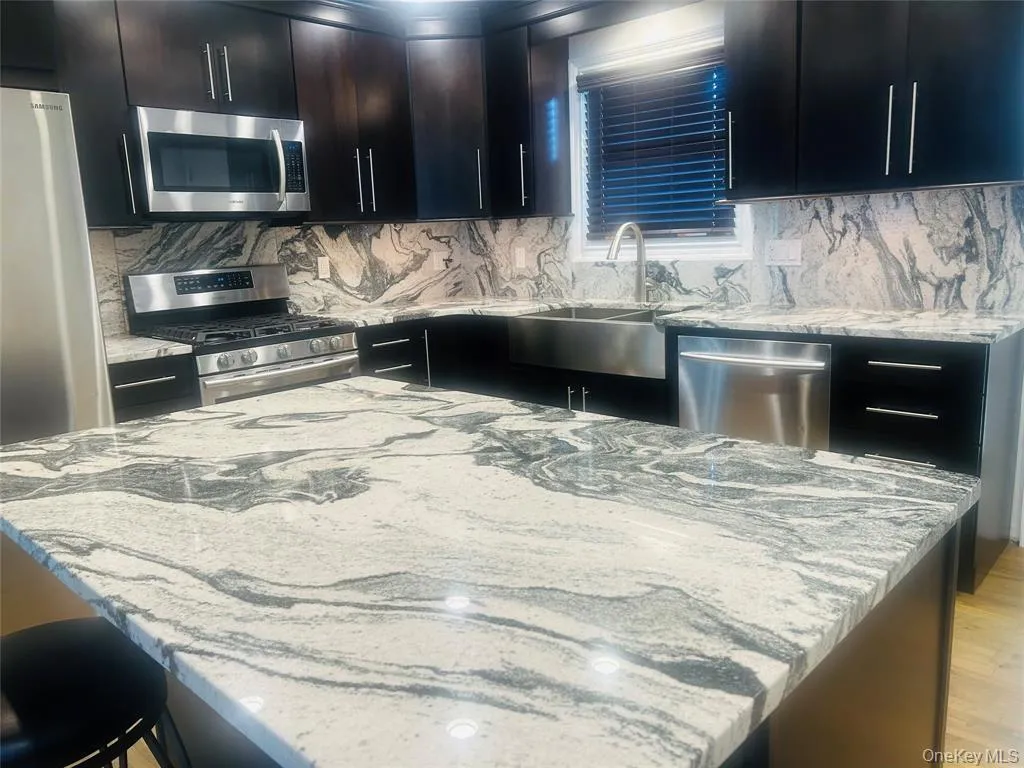 113 Alicia Drive, Babylon, NY, 2 Bedrooms Bedrooms, 5 Rooms Rooms,2 BathroomsBathrooms,Residential Lease,For Rent,Alicia,0,1001949 113 Alicia Drive, Babylon, NY, 2 Bedrooms Bedrooms, 5 Rooms Rooms,2 BathroomsBathrooms,Residential Lease,For Rent,Alicia,0,1001949