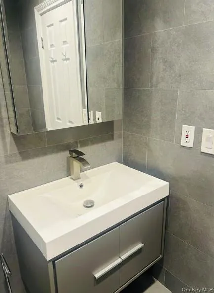 113 Alicia Drive, Babylon, NY, 2 Bedrooms Bedrooms, 5 Rooms Rooms,2 BathroomsBathrooms,Residential Lease,For Rent,Alicia,0,1001949 113 Alicia Drive, Babylon, NY, 2 Bedrooms Bedrooms, 5 Rooms Rooms,2 BathroomsBathrooms,Residential Lease,For Rent,Alicia,0,1001949