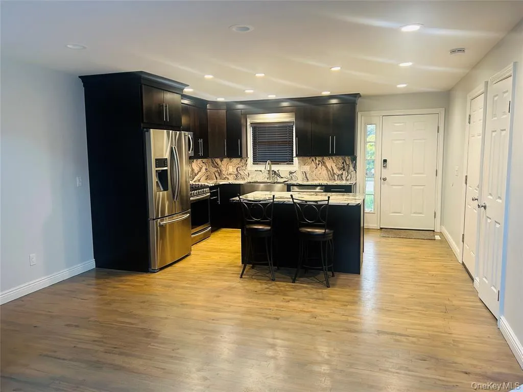 113 Alicia Drive, Babylon, NY, 2 Bedrooms Bedrooms, 5 Rooms Rooms,2 BathroomsBathrooms,Residential Lease,For Rent,Alicia,0,1001949 113 Alicia Drive, Babylon, NY, 2 Bedrooms Bedrooms, 5 Rooms Rooms,2 BathroomsBathrooms,Residential Lease,For Rent,Alicia,0,1001949