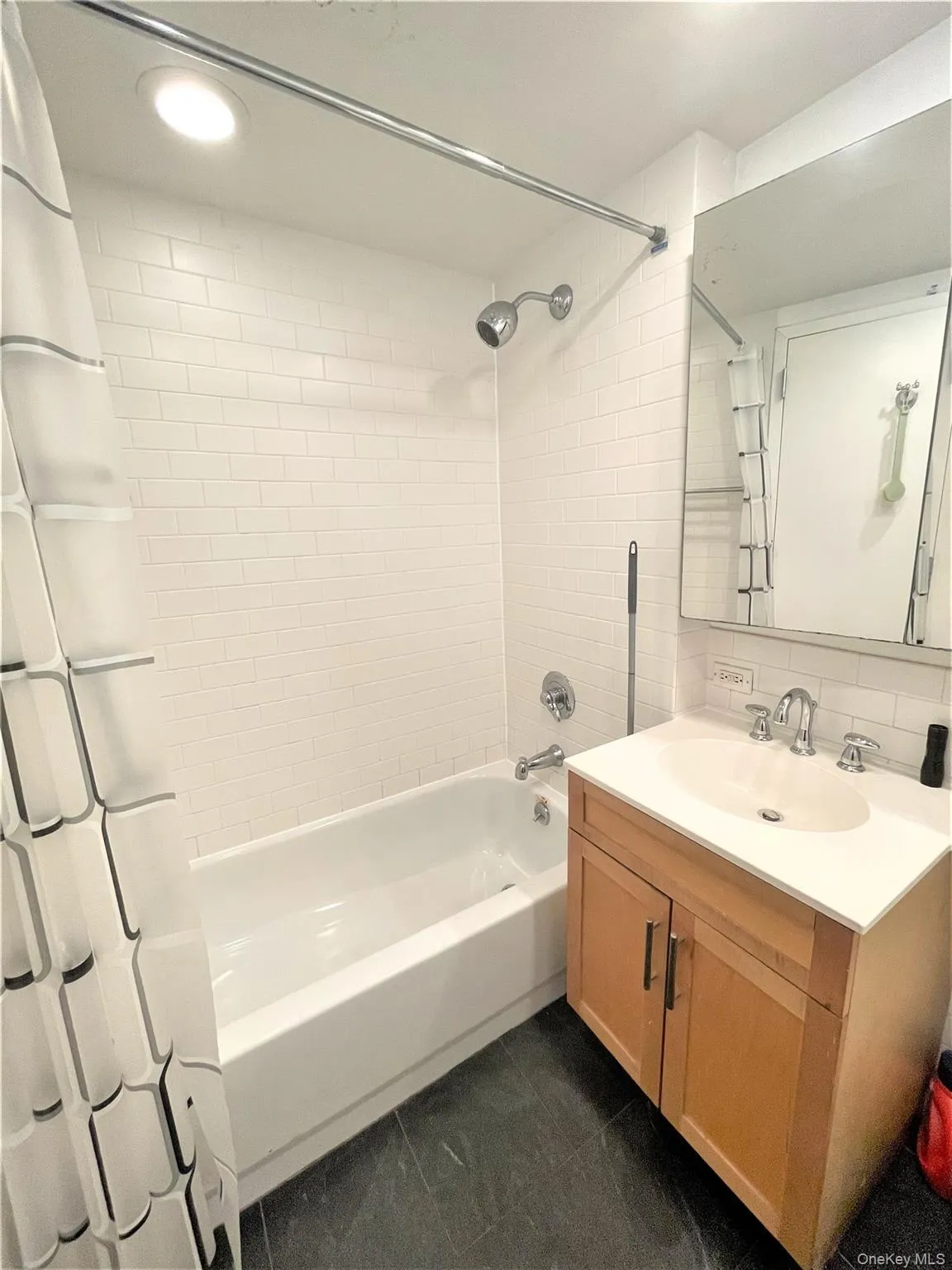 516 47th Street, New York, NY, 1 Bedroom Bedrooms, 3 Rooms Rooms,1 BathroomBathrooms,Residential Lease,For Rent,47th,0,1001953 516 47th Street, New York, NY, 1 Bedroom Bedrooms, 3 Rooms Rooms,1 BathroomBathrooms,Residential Lease,For Rent,47th,0,1001953
