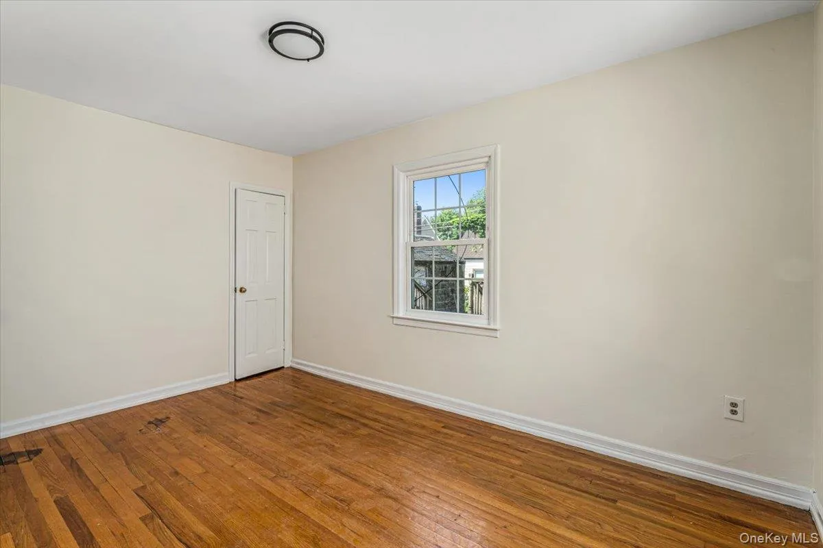 85-12 248th Street, New York, NY, 3 Bedrooms Bedrooms, 10 Rooms Rooms,3 BathroomsBathrooms,Residential,For Rent,248th,0,KEY1001961 85-12 248th Street, New York, NY, 3 Bedrooms Bedrooms, 10 Rooms Rooms,3 BathroomsBathrooms,Residential,For Rent,248th,0,KEY1001961