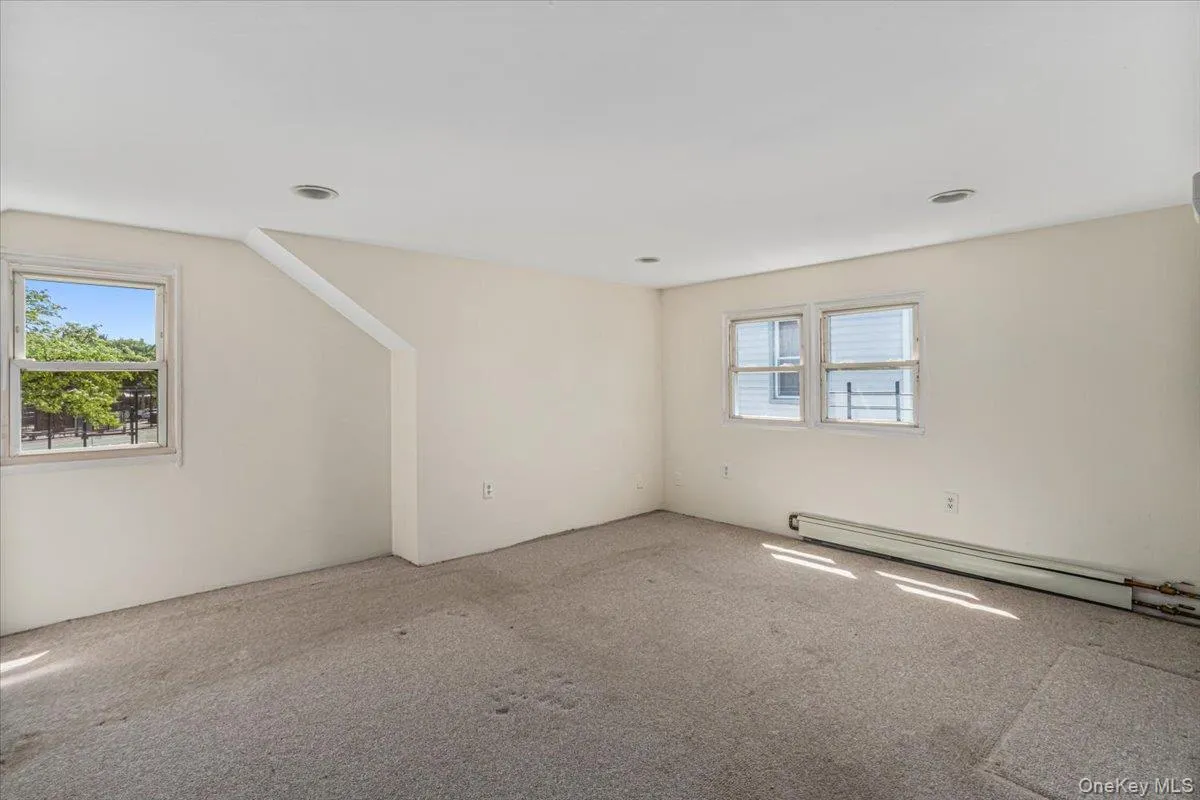 85-12 248th Street, New York, NY, 3 Bedrooms Bedrooms, 10 Rooms Rooms,3 BathroomsBathrooms,Residential,For Rent,248th,0,KEY1001961 85-12 248th Street, New York, NY, 3 Bedrooms Bedrooms, 10 Rooms Rooms,3 BathroomsBathrooms,Residential,For Rent,248th,0,KEY1001961