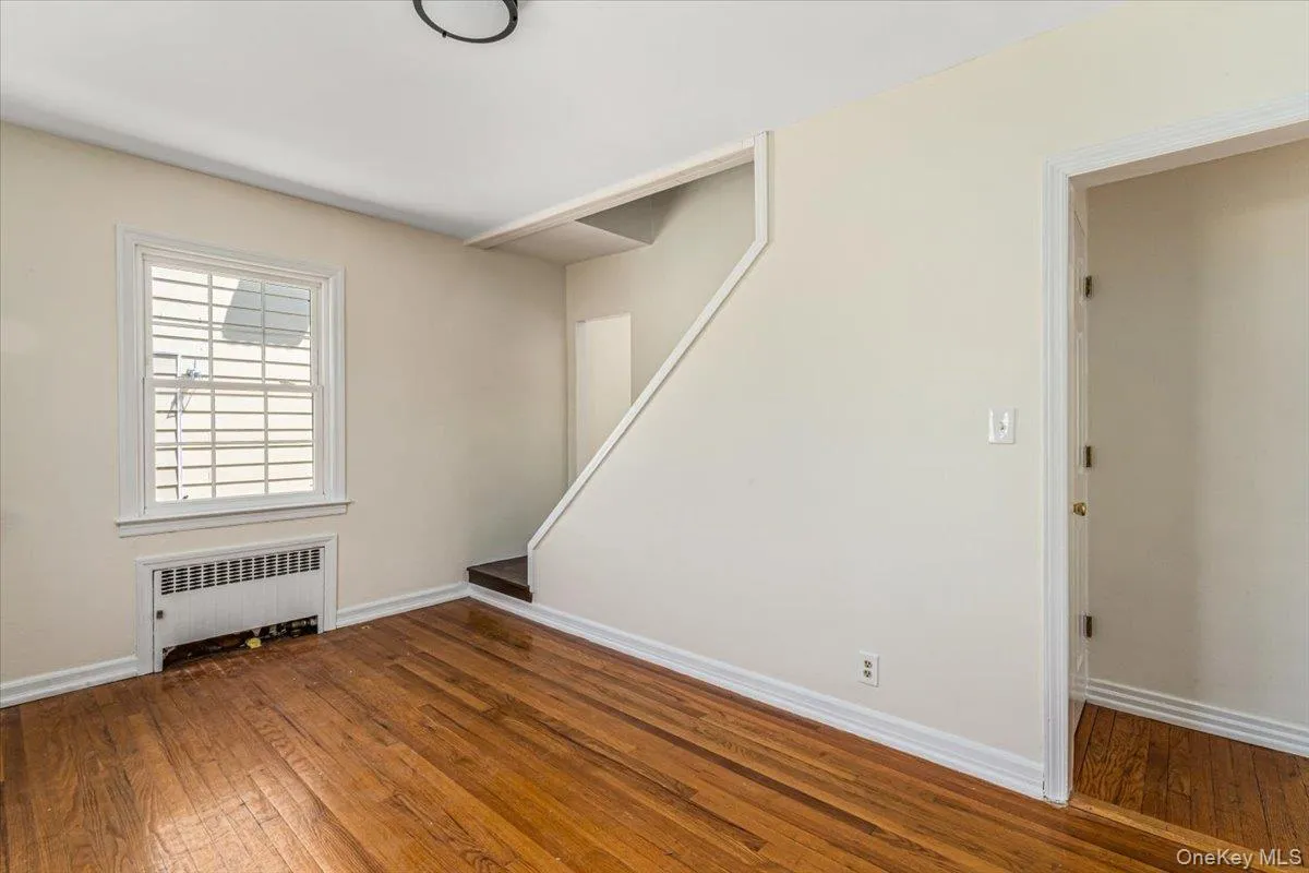 85-12 248th Street, New York, NY, 3 Bedrooms Bedrooms, 10 Rooms Rooms,3 BathroomsBathrooms,Residential,For Rent,248th,0,KEY1001961 85-12 248th Street, New York, NY, 3 Bedrooms Bedrooms, 10 Rooms Rooms,3 BathroomsBathrooms,Residential,For Rent,248th,0,KEY1001961