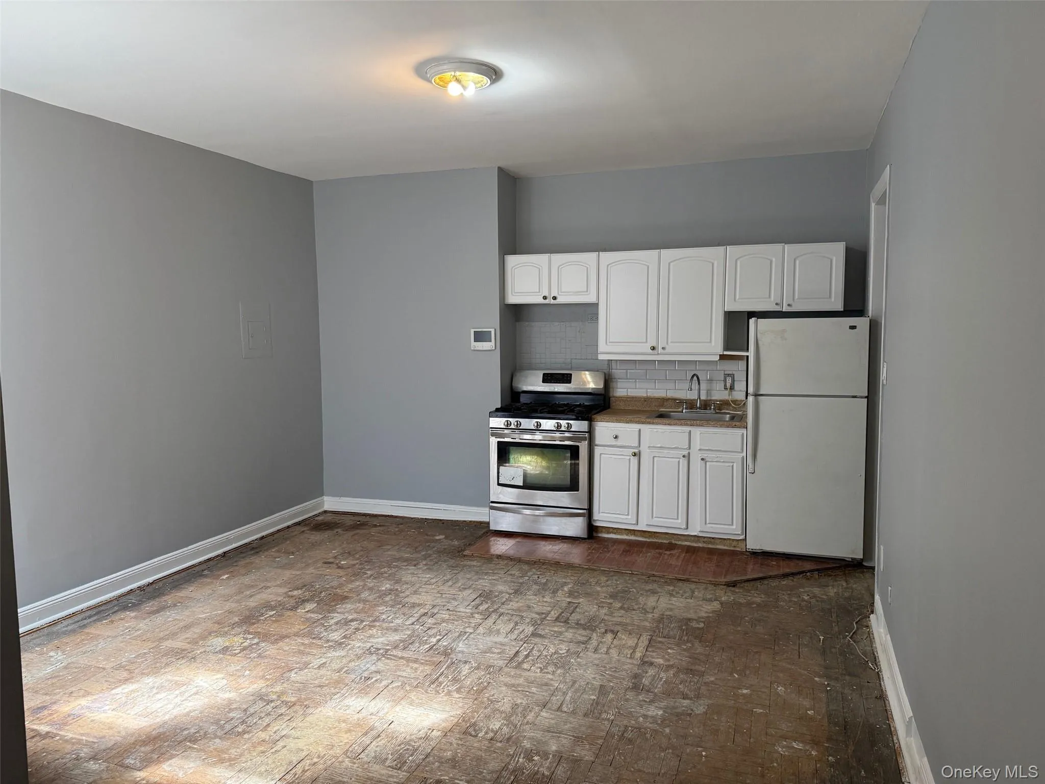 24-65 38th Street, New York, NY, 1 Bedroom Bedrooms, 2 Rooms Rooms,1 BathroomBathrooms,Residential Sale,For Rent,38th,0,1001963 24-65 38th Street, New York, NY, 1 Bedroom Bedrooms, 2 Rooms Rooms,1 BathroomBathrooms,Residential Sale,For Rent,38th,0,1001963
