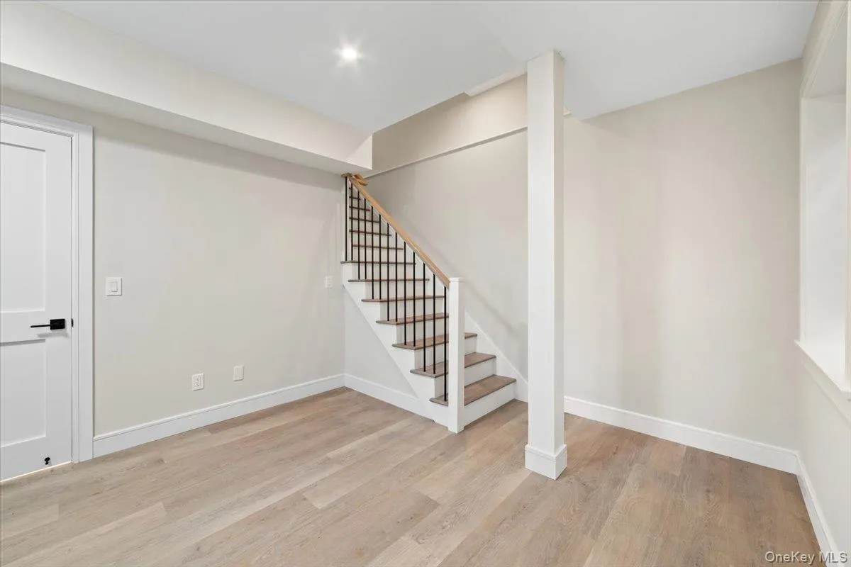 395 5th Avenue, New Rochelle, NY, 3 Bedrooms Bedrooms, 7 Rooms Rooms,3 BathroomsBathrooms,Residential Lease,For Rent,5th,0,1001964 395 5th Avenue, New Rochelle, NY, 3 Bedrooms Bedrooms, 7 Rooms Rooms,3 BathroomsBathrooms,Residential Lease,For Rent,5th,0,1001964
