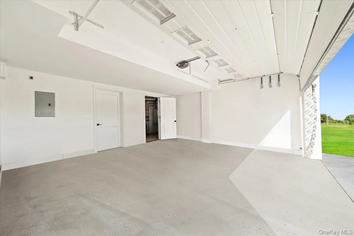 395 5th Avenue, New Rochelle, NY, 3 Bedrooms Bedrooms, 7 Rooms Rooms,3 BathroomsBathrooms,Residential Lease,For Rent,5th,0,1001964 395 5th Avenue, New Rochelle, NY, 3 Bedrooms Bedrooms, 7 Rooms Rooms,3 BathroomsBathrooms,Residential Lease,For Rent,5th,0,1001964