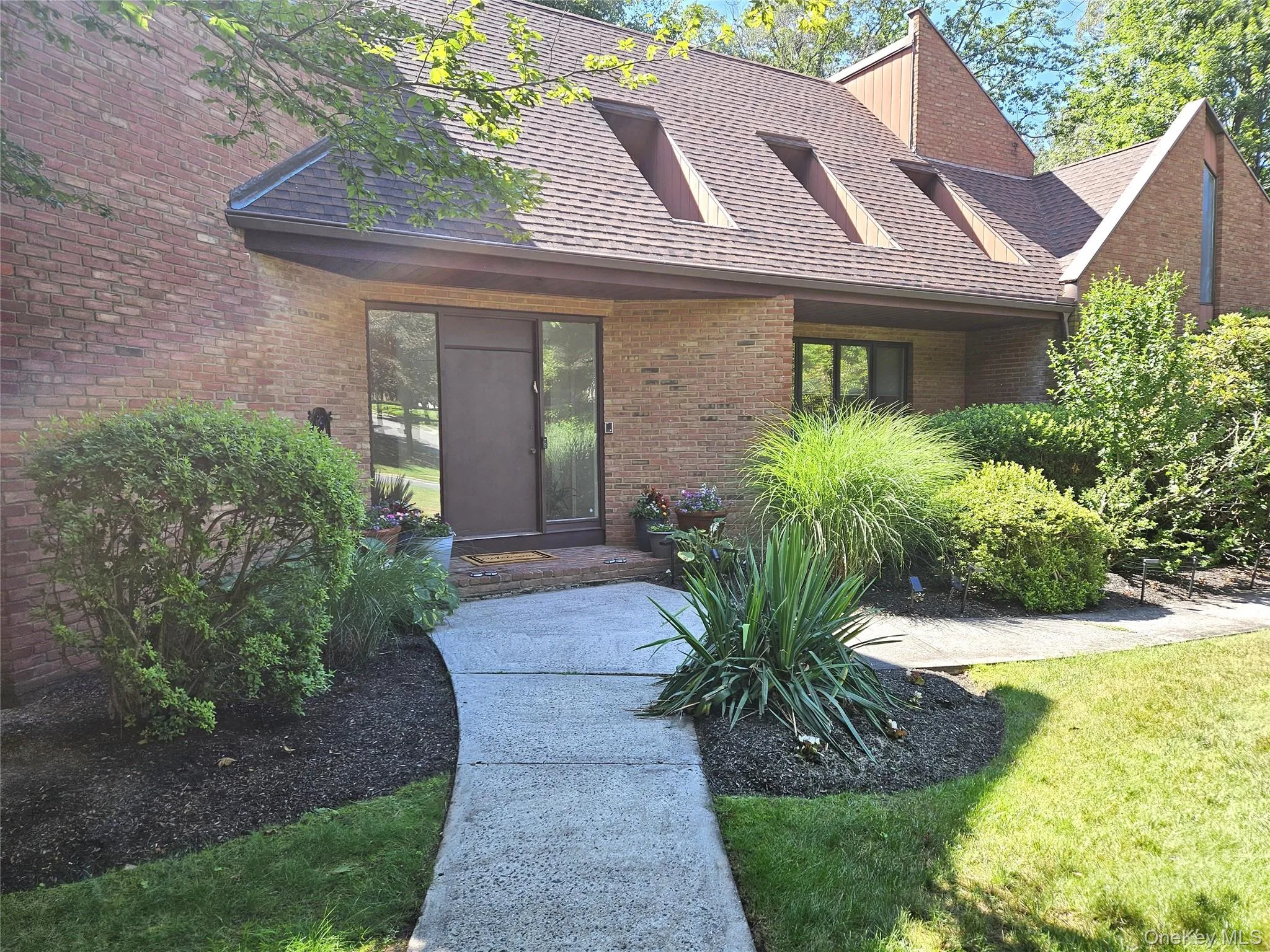 5 Sophia Street, Ramapo, NY, 6 Bedrooms Bedrooms, 13 Rooms Rooms,3 BathroomsBathrooms,Residential,For Rent,Sophia,0,1001973 5 Sophia Street, Ramapo, NY, 6 Bedrooms Bedrooms, 13 Rooms Rooms,3 BathroomsBathrooms,Residential,For Rent,Sophia,0,1001973