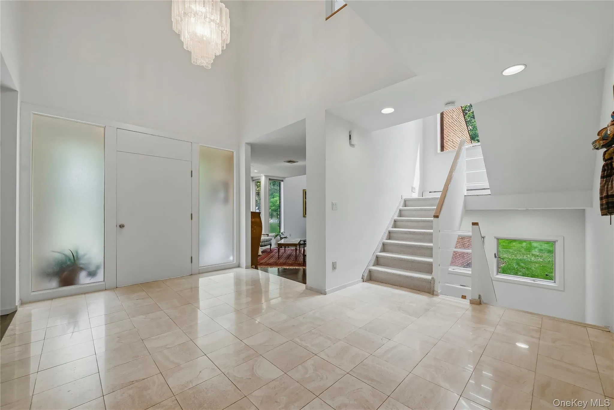 Another View of the Spacious 2 Story Entry Another View of the Spacious 2 Story Entry