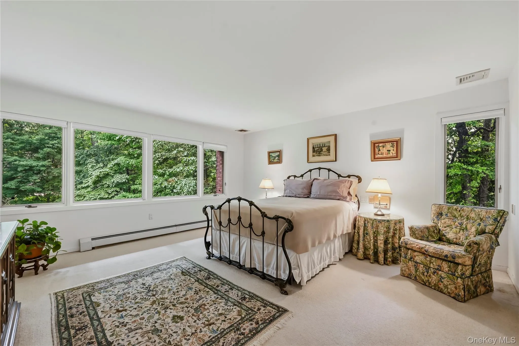 Master Bedroom with that Wonderful South facing Orientation Master Bedroom with that Wonderful South facing Orientation
