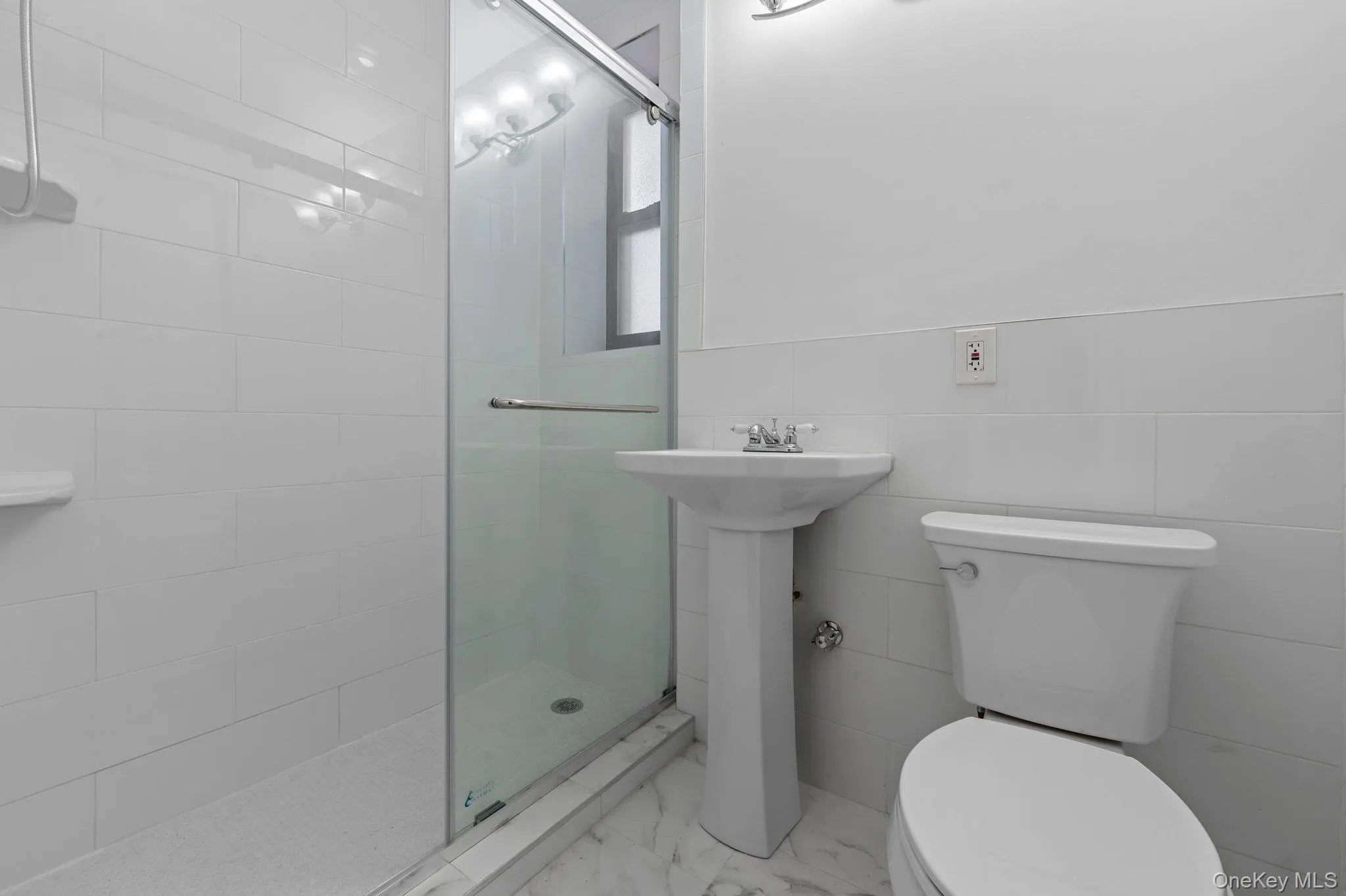 3751 86th Street, New York, NY, 1 Bedroom Bedrooms, 4 Rooms Rooms,1 BathroomBathrooms,Residential Sale,For Rent,86th,0,1001976 3751 86th Street, New York, NY, 1 Bedroom Bedrooms, 4 Rooms Rooms,1 BathroomBathrooms,Residential Sale,For Rent,86th,0,1001976