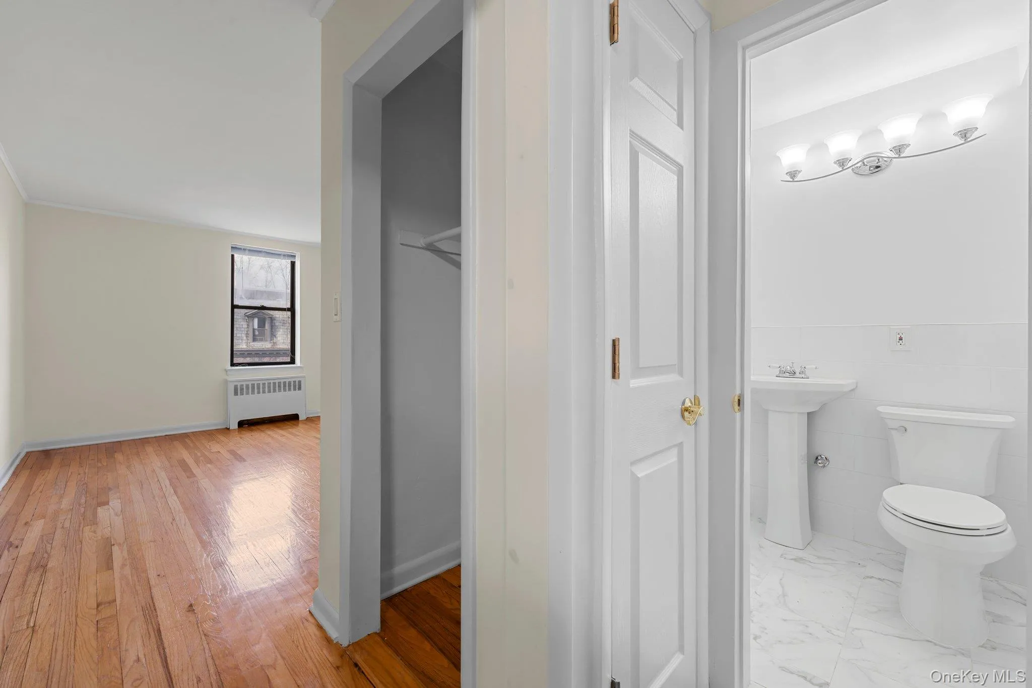 3751 86th Street, New York, NY, 1 Bedroom Bedrooms, 4 Rooms Rooms,1 BathroomBathrooms,Residential Sale,For Rent,86th,0,1001976 3751 86th Street, New York, NY, 1 Bedroom Bedrooms, 4 Rooms Rooms,1 BathroomBathrooms,Residential Sale,For Rent,86th,0,1001976