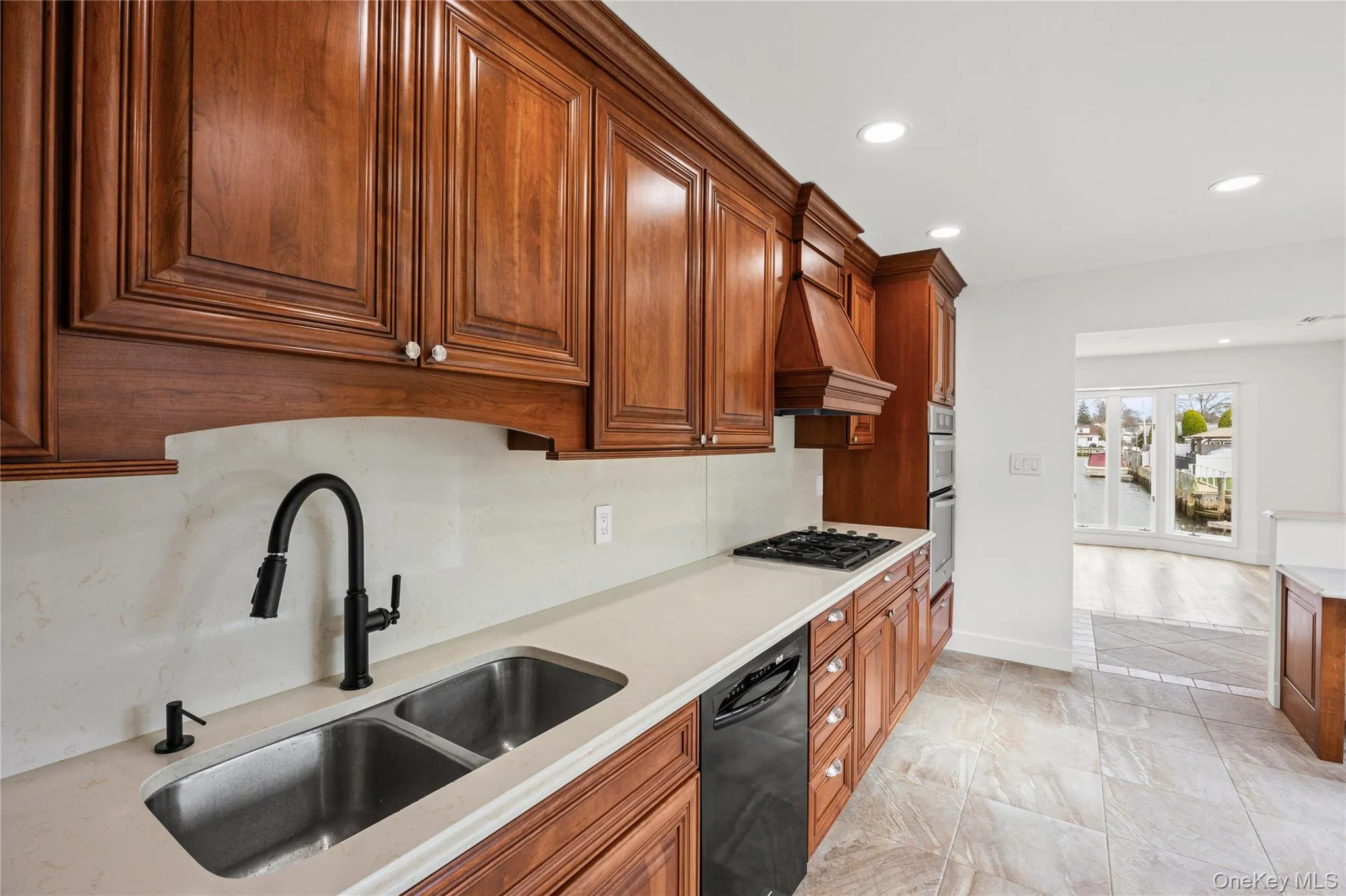 119 Alhambra Road, Oyster Bay, NY, 5 Bedrooms Bedrooms, 7 Rooms Rooms,3 BathroomsBathrooms,Residential,For Rent,Alhambra,0,1001978 119 Alhambra Road, Oyster Bay, NY, 5 Bedrooms Bedrooms, 7 Rooms Rooms,3 BathroomsBathrooms,Residential,For Rent,Alhambra,0,1001978