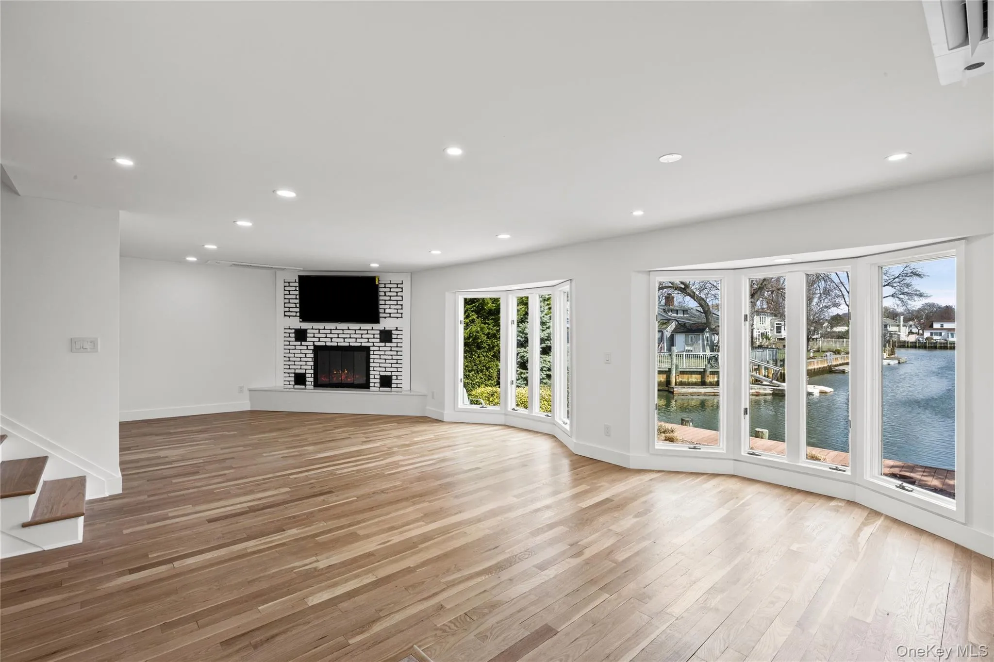 119 Alhambra Road, Oyster Bay, NY, 5 Bedrooms Bedrooms, 7 Rooms Rooms,3 BathroomsBathrooms,Residential,For Rent,Alhambra,0,1001978 119 Alhambra Road, Oyster Bay, NY, 5 Bedrooms Bedrooms, 7 Rooms Rooms,3 BathroomsBathrooms,Residential,For Rent,Alhambra,0,1001978