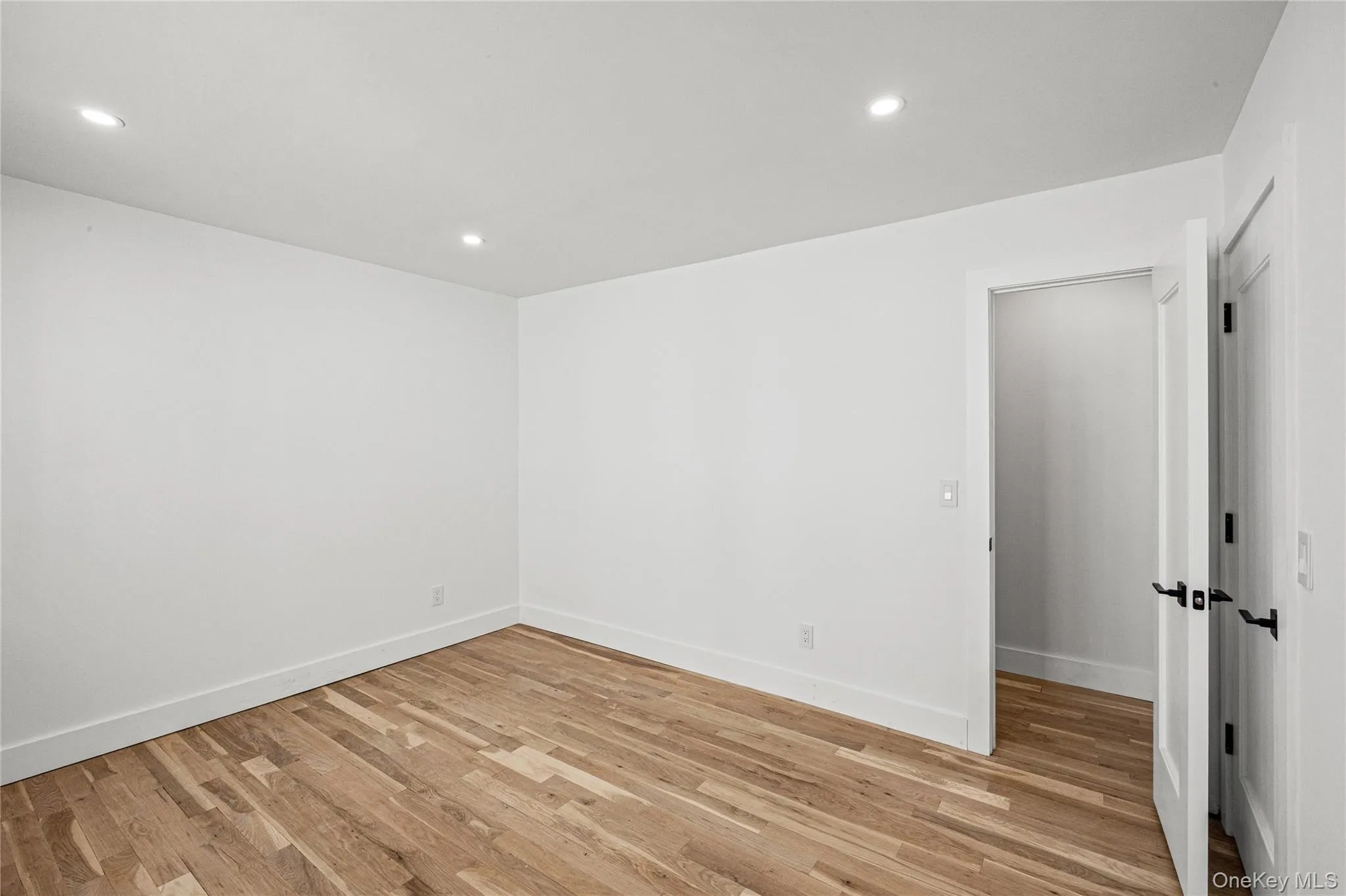 119 Alhambra Road, Oyster Bay, NY, 5 Bedrooms Bedrooms, 7 Rooms Rooms,3 BathroomsBathrooms,Residential,For Rent,Alhambra,0,1001978 119 Alhambra Road, Oyster Bay, NY, 5 Bedrooms Bedrooms, 7 Rooms Rooms,3 BathroomsBathrooms,Residential,For Rent,Alhambra,0,1001978