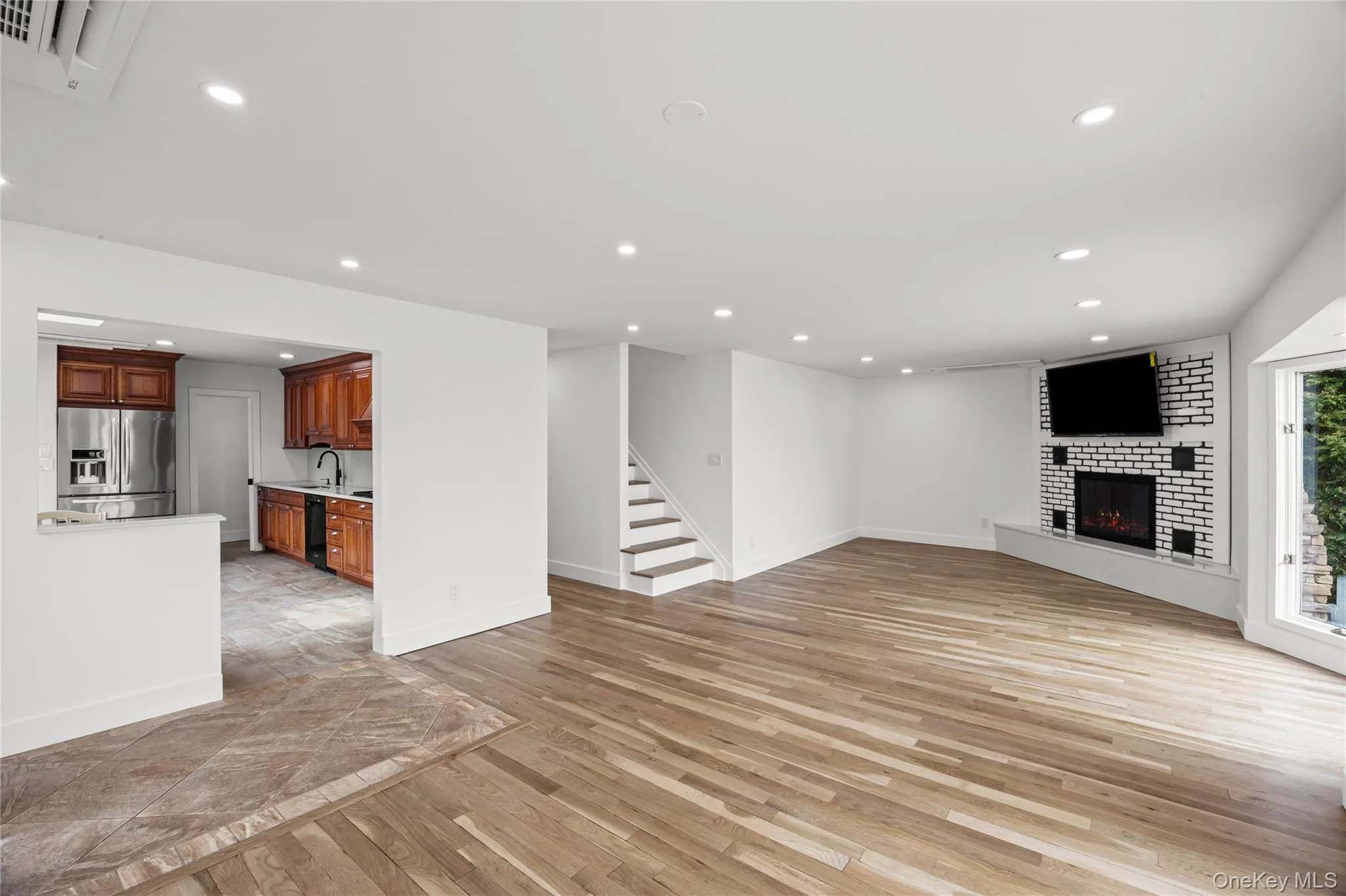 119 Alhambra Road, Oyster Bay, NY, 5 Bedrooms Bedrooms, 7 Rooms Rooms,3 BathroomsBathrooms,Residential,For Rent,Alhambra,0,1001978 119 Alhambra Road, Oyster Bay, NY, 5 Bedrooms Bedrooms, 7 Rooms Rooms,3 BathroomsBathrooms,Residential,For Rent,Alhambra,0,1001978