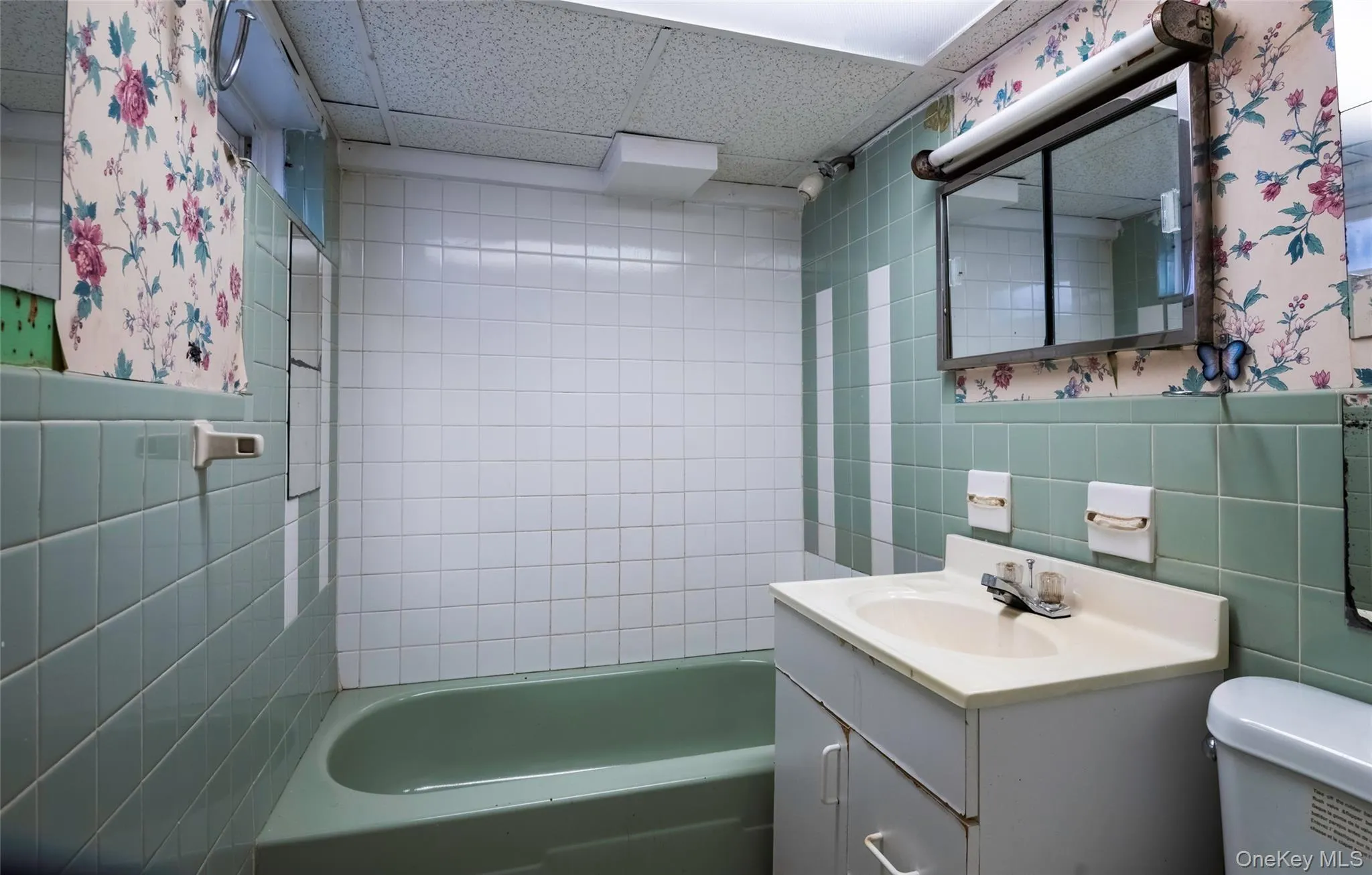 22326 112th Avenue, New York, NY, 5 Bedrooms Bedrooms, 8 Rooms Rooms,2 BathroomsBathrooms,Residential,For Rent,112th,0,1001983 22326 112th Avenue, New York, NY, 5 Bedrooms Bedrooms, 8 Rooms Rooms,2 BathroomsBathrooms,Residential,For Rent,112th,0,1001983