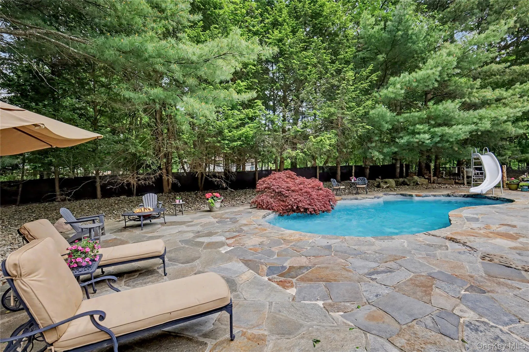 Sit back and relax in your own private backyard oasis. Sit back and relax in your own private backyard oasis.