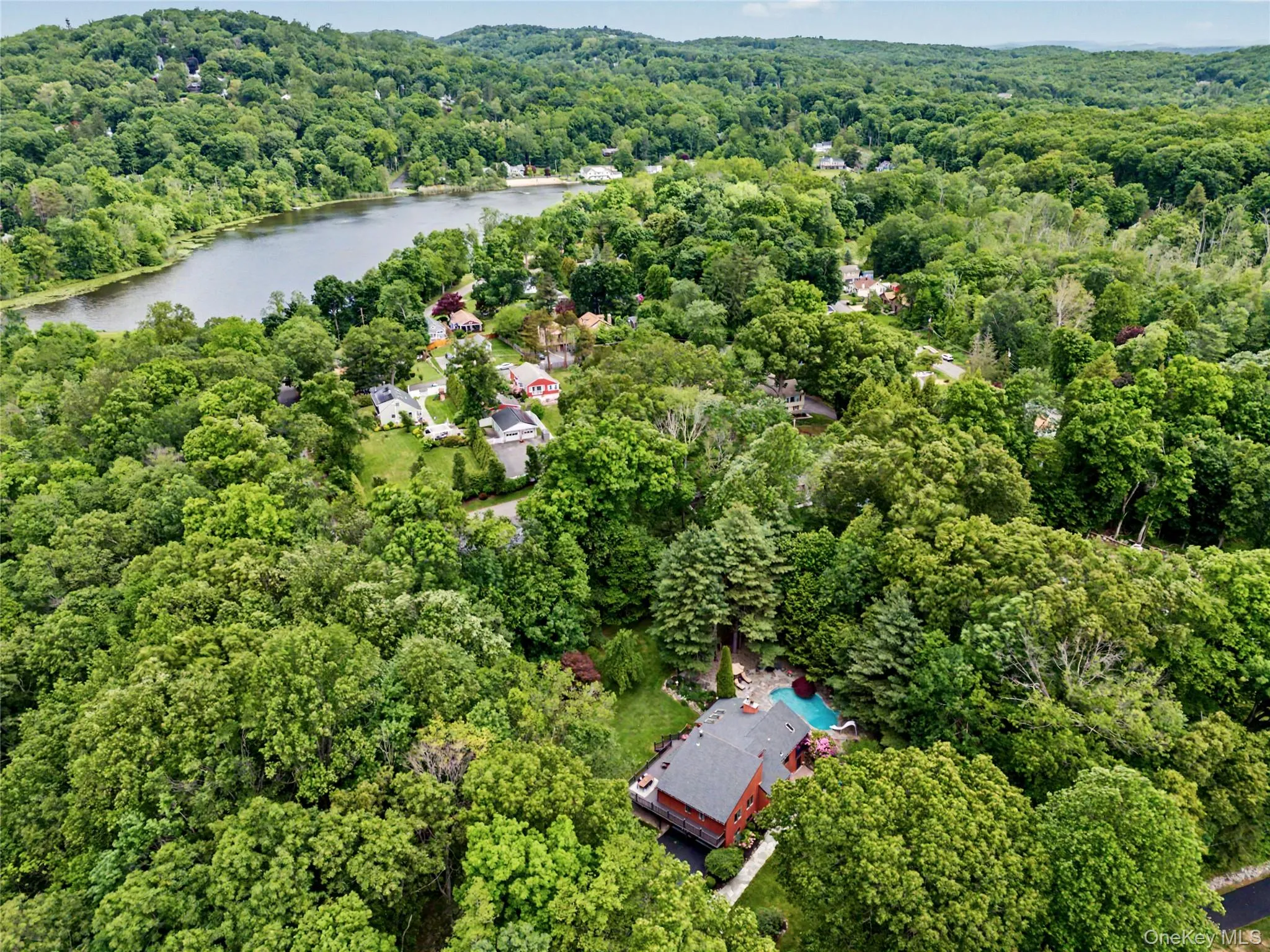 Aerial view including Lake Lincolndale. (Voted one of the best places to live by Westchester Magazine 2022). Aerial view including Lake Lincolndale. (Voted one of the best places to live by Westchester Magazine 2022).