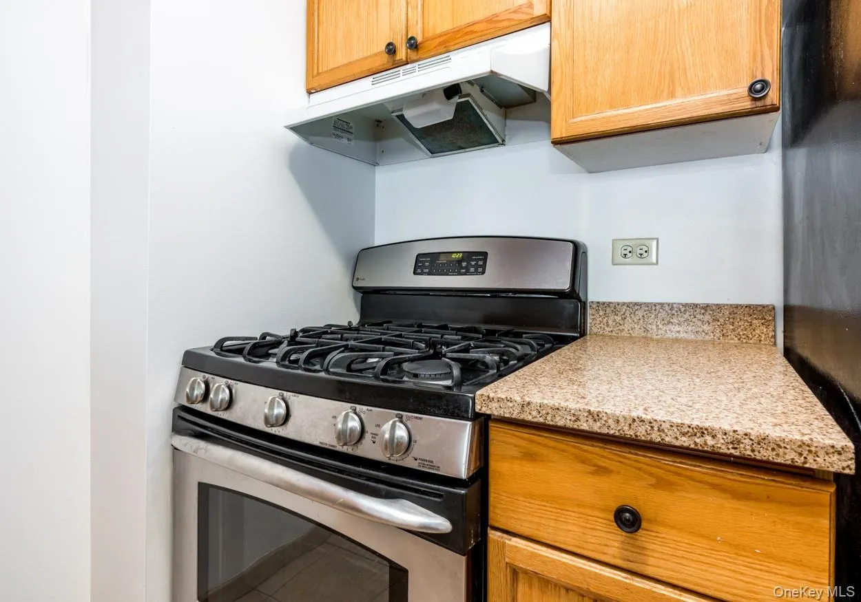 4-74 48th Avenue, New York, NY, 1 Bedroom Bedrooms, 3 Rooms Rooms,1 BathroomBathrooms,Residential Lease,For Rent,48th,0,1001992 4-74 48th Avenue, New York, NY, 1 Bedroom Bedrooms, 3 Rooms Rooms,1 BathroomBathrooms,Residential Lease,For Rent,48th,0,1001992