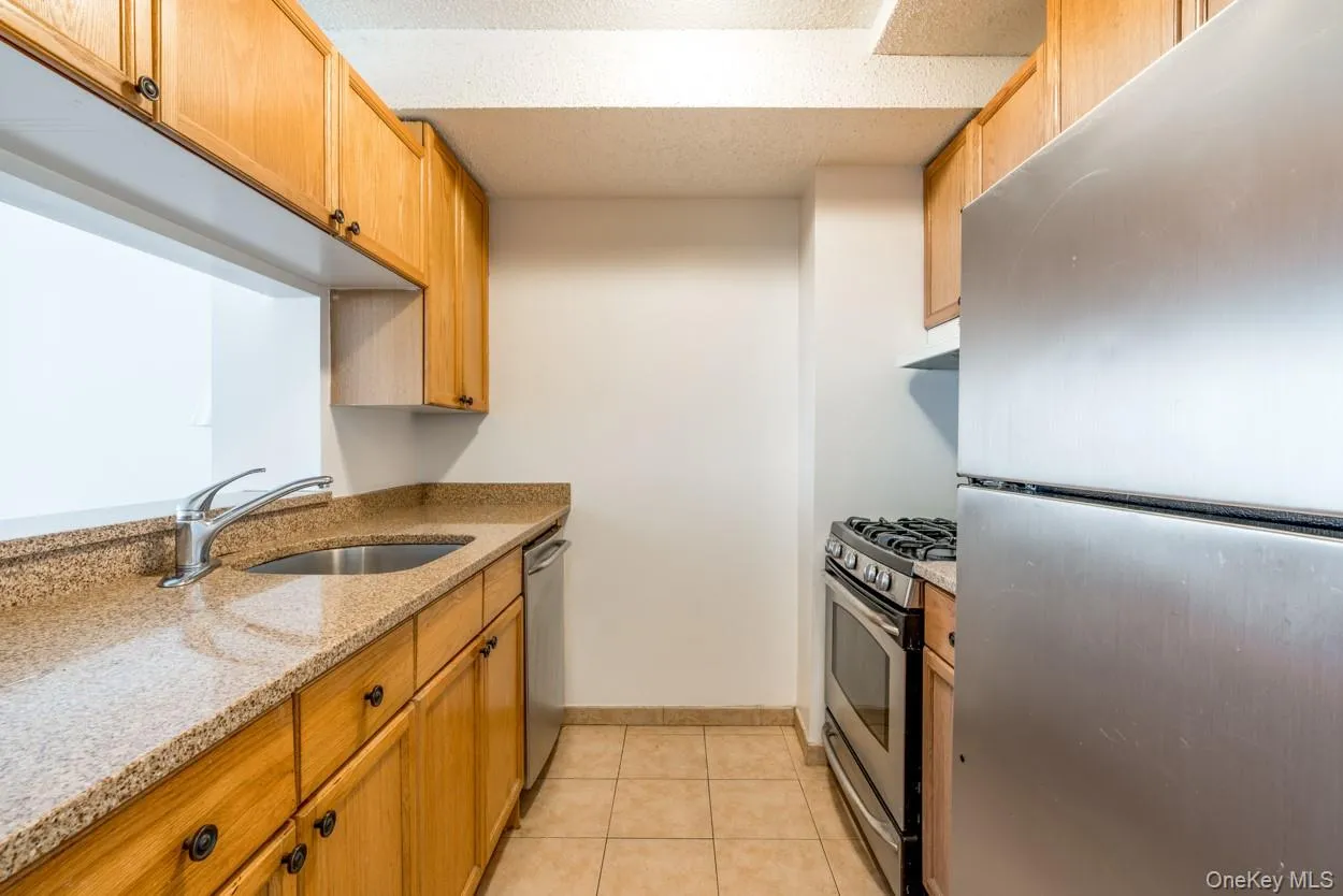 4-74 48th Avenue, New York, NY, 1 Bedroom Bedrooms, 3 Rooms Rooms,1 BathroomBathrooms,Residential Lease,For Rent,48th,0,1001992 4-74 48th Avenue, New York, NY, 1 Bedroom Bedrooms, 3 Rooms Rooms,1 BathroomBathrooms,Residential Lease,For Rent,48th,0,1001992