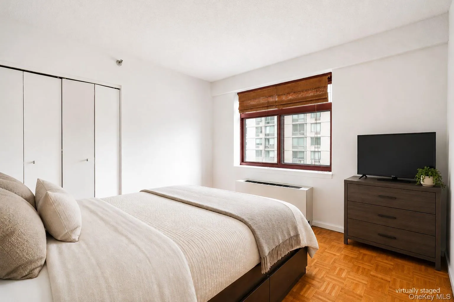 4-74 48th Avenue, New York, NY, 1 Bedroom Bedrooms, 3 Rooms Rooms,1 BathroomBathrooms,Residential Lease,For Rent,48th,0,1001992 4-74 48th Avenue, New York, NY, 1 Bedroom Bedrooms, 3 Rooms Rooms,1 BathroomBathrooms,Residential Lease,For Rent,48th,0,1001992