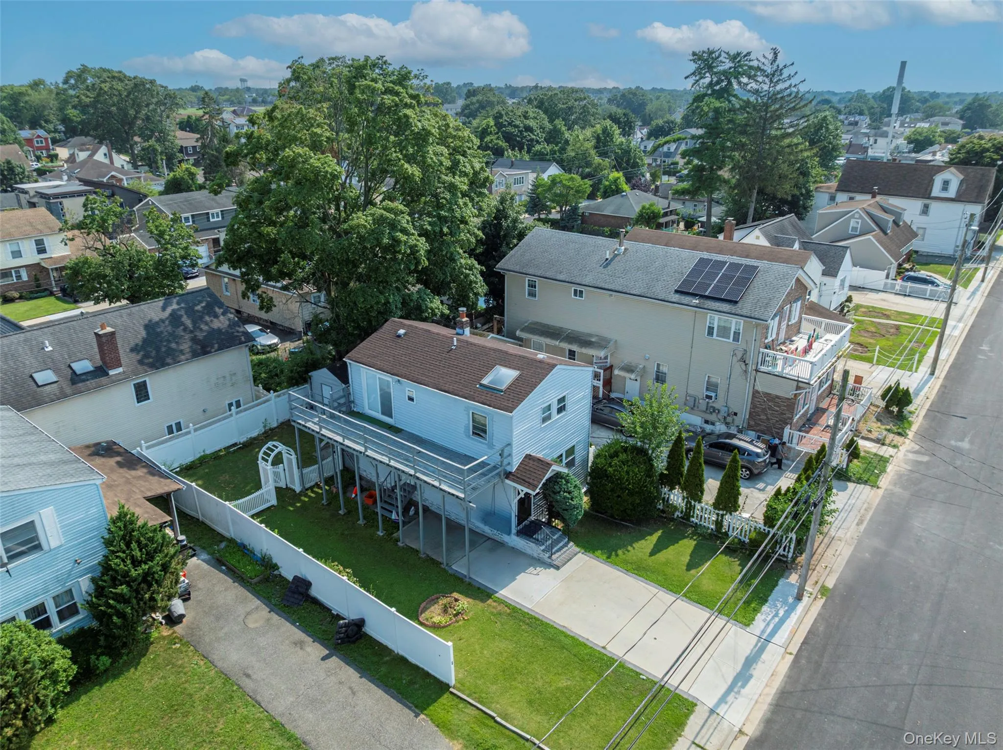 459 Roquette Avenue, North Hempstead, NY, 4 Bedrooms Bedrooms, 7 Rooms Rooms,3 BathroomsBathrooms,Residential,For Rent,Roquette,0,1002000 459 Roquette Avenue, North Hempstead, NY, 4 Bedrooms Bedrooms, 7 Rooms Rooms,3 BathroomsBathrooms,Residential,For Rent,Roquette,0,1002000