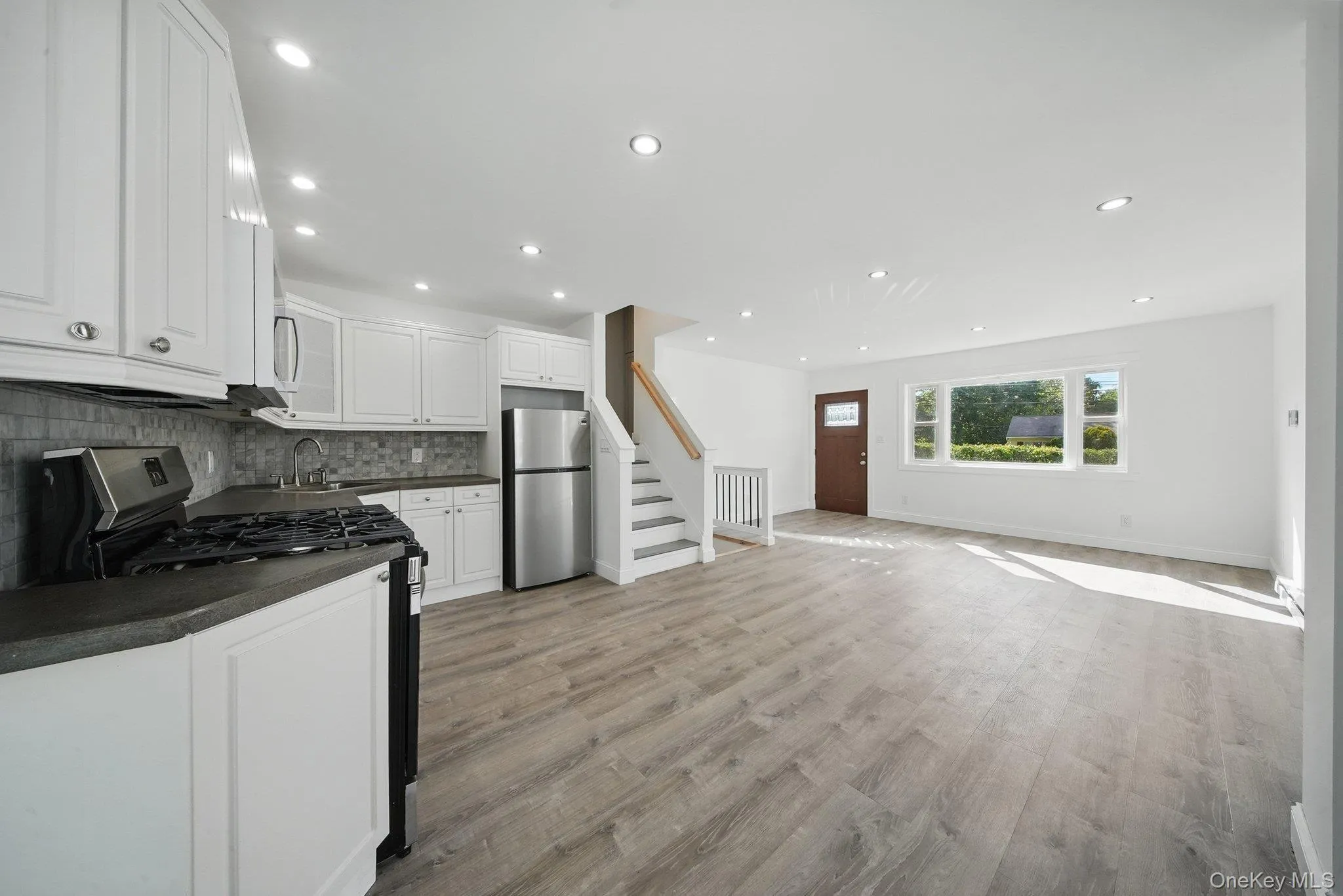 341 Highland Ave Extension, Wallkill, NY, 5 Bedrooms Bedrooms, 9 Rooms Rooms,2 BathroomsBathrooms,Residential Lease,For Rent,Highland Ave,0,1002003 341 Highland Ave Extension, Wallkill, NY, 5 Bedrooms Bedrooms, 9 Rooms Rooms,2 BathroomsBathrooms,Residential Lease,For Rent,Highland Ave,0,1002003
