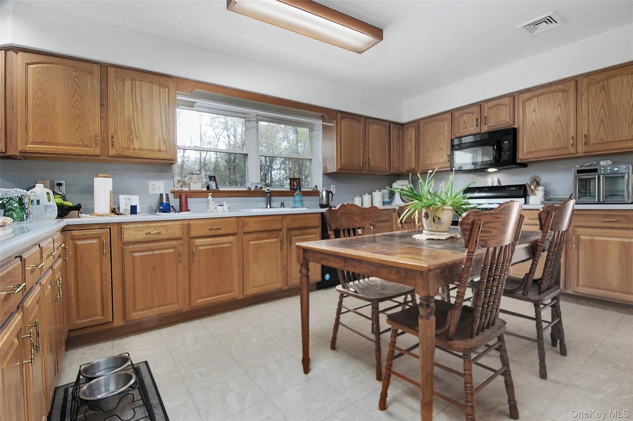430 Kirbytown Road, Middletown, NY, 4 Bedrooms Bedrooms, 12 Rooms Rooms,2 BathroomsBathrooms,Residential Sale,For Rent,Kirbytown,0,1002004 430 Kirbytown Road, Middletown, NY, 4 Bedrooms Bedrooms, 12 Rooms Rooms,2 BathroomsBathrooms,Residential Sale,For Rent,Kirbytown,0,1002004
