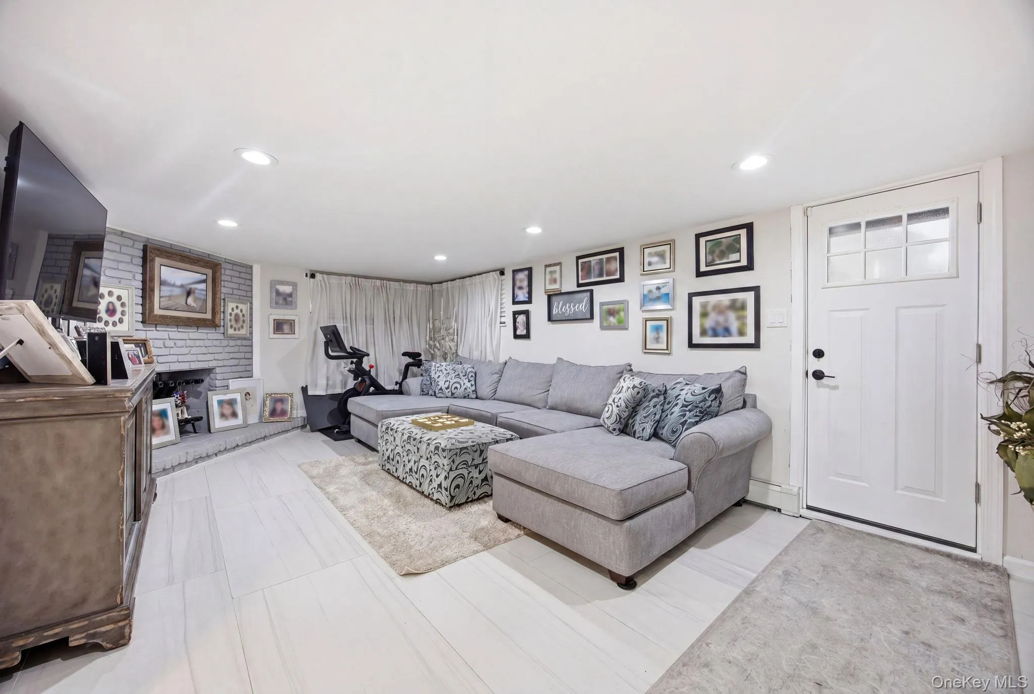 1700 White Street, Hempstead, NY, 4 Bedrooms Bedrooms, 8 Rooms Rooms,2 BathroomsBathrooms,Residential Sale,For Rent,White,0,1002007 1700 White Street, Hempstead, NY, 4 Bedrooms Bedrooms, 8 Rooms Rooms,2 BathroomsBathrooms,Residential Sale,For Rent,White,0,1002007