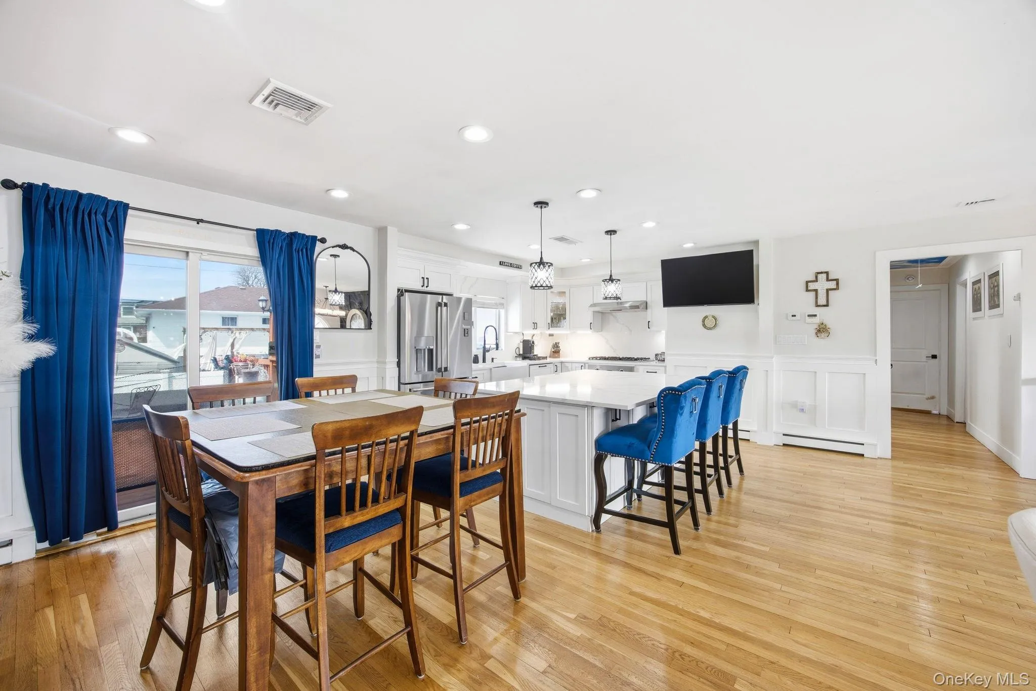 1700 White Street, Hempstead, NY, 4 Bedrooms Bedrooms, 8 Rooms Rooms,2 BathroomsBathrooms,Residential Sale,For Rent,White,0,1002007 1700 White Street, Hempstead, NY, 4 Bedrooms Bedrooms, 8 Rooms Rooms,2 BathroomsBathrooms,Residential Sale,For Rent,White,0,1002007