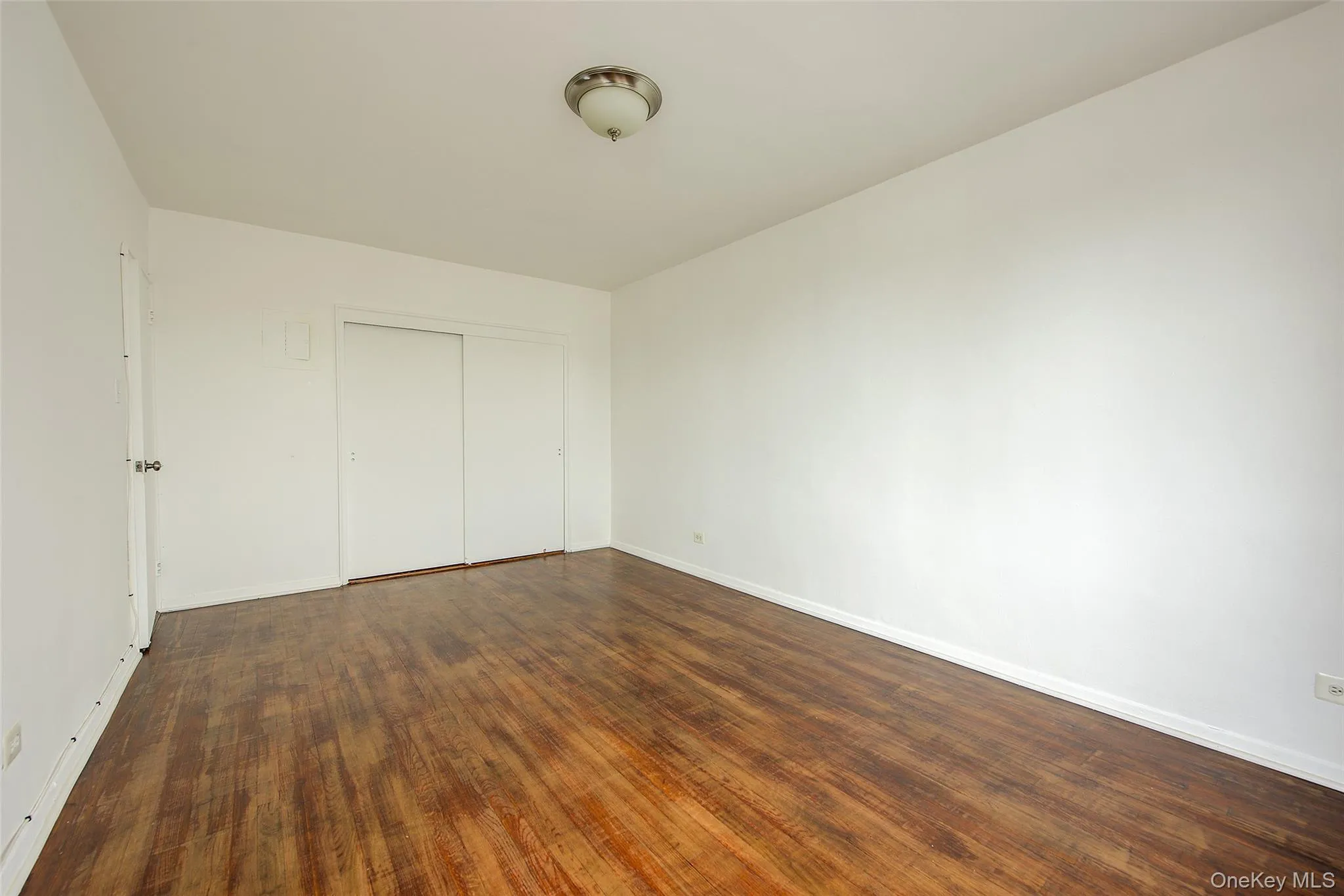 63-45 Saunders Street, New York, NY, 1 Bedroom Bedrooms, 3 Rooms Rooms,1 BathroomBathrooms,Residential,For Rent,Saunders,0,1002008 63-45 Saunders Street, New York, NY, 1 Bedroom Bedrooms, 3 Rooms Rooms,1 BathroomBathrooms,Residential,For Rent,Saunders,0,1002008