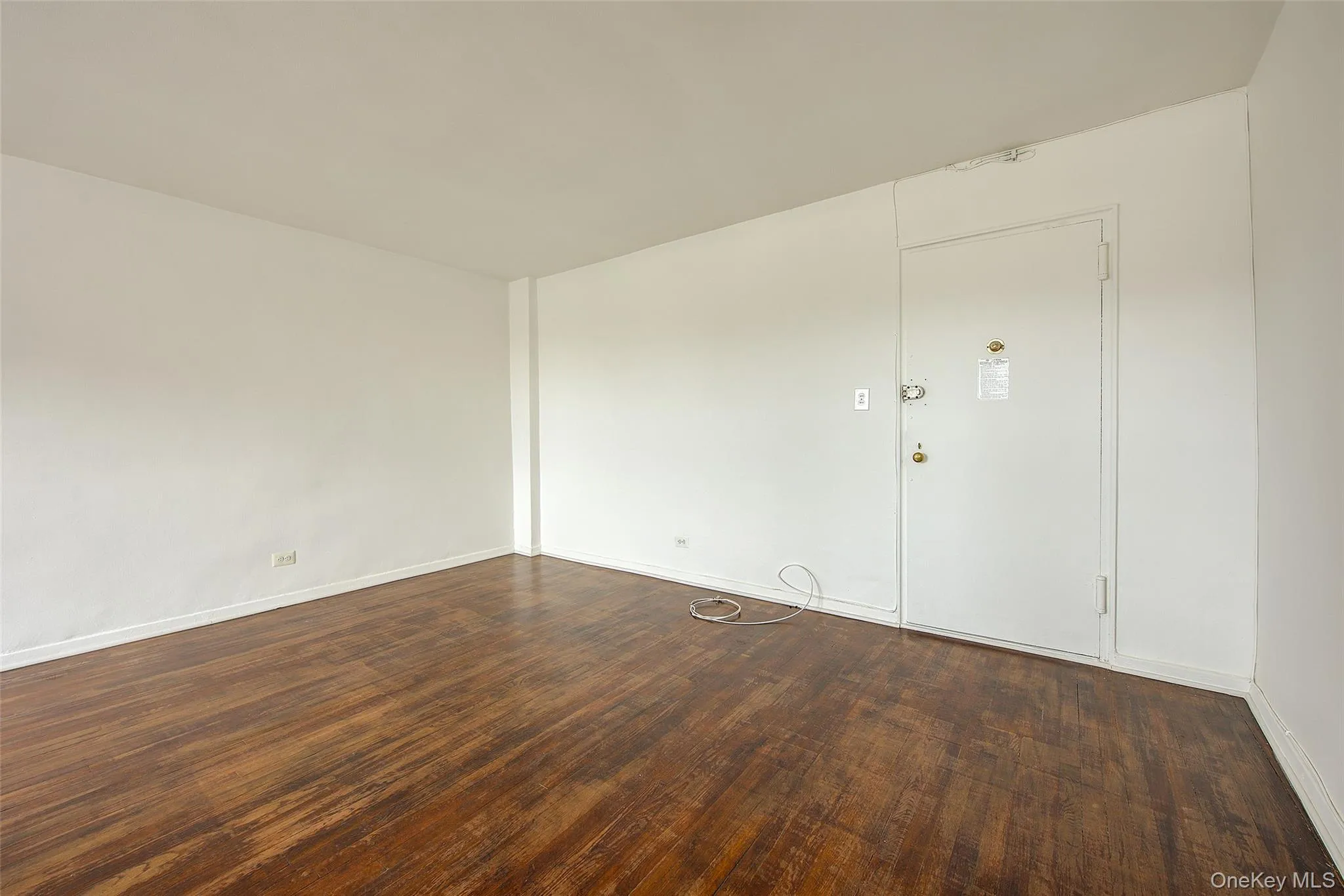 63-45 Saunders Street, New York, NY, 1 Bedroom Bedrooms, 3 Rooms Rooms,1 BathroomBathrooms,Residential,For Rent,Saunders,0,1002008 63-45 Saunders Street, New York, NY, 1 Bedroom Bedrooms, 3 Rooms Rooms,1 BathroomBathrooms,Residential,For Rent,Saunders,0,1002008