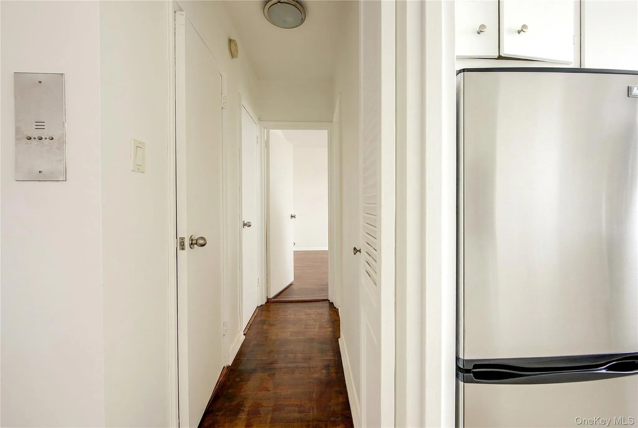 63-45 Saunders Street, New York, NY, 1 Bedroom Bedrooms, 3 Rooms Rooms,1 BathroomBathrooms,Residential,For Rent,Saunders,0,1002008 63-45 Saunders Street, New York, NY, 1 Bedroom Bedrooms, 3 Rooms Rooms,1 BathroomBathrooms,Residential,For Rent,Saunders,0,1002008