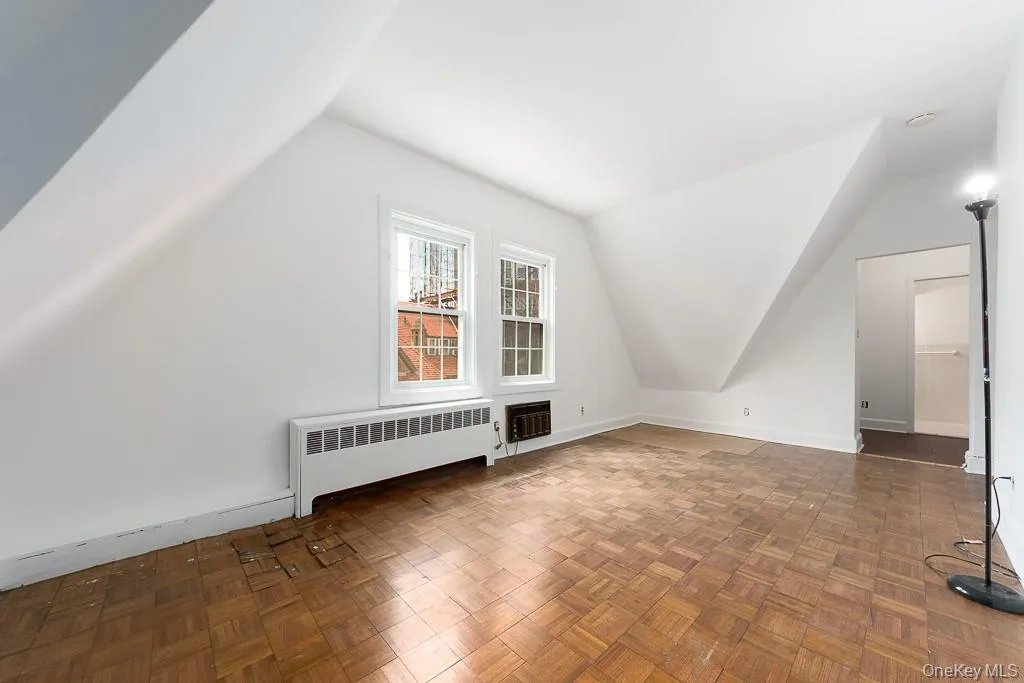 10 Station Square, New York, NY, 2 Rooms Rooms,1 BathroomBathrooms,Residential,For Rent,Station,0,1002014 10 Station Square, New York, NY, 2 Rooms Rooms,1 BathroomBathrooms,Residential,For Rent,Station,0,1002014