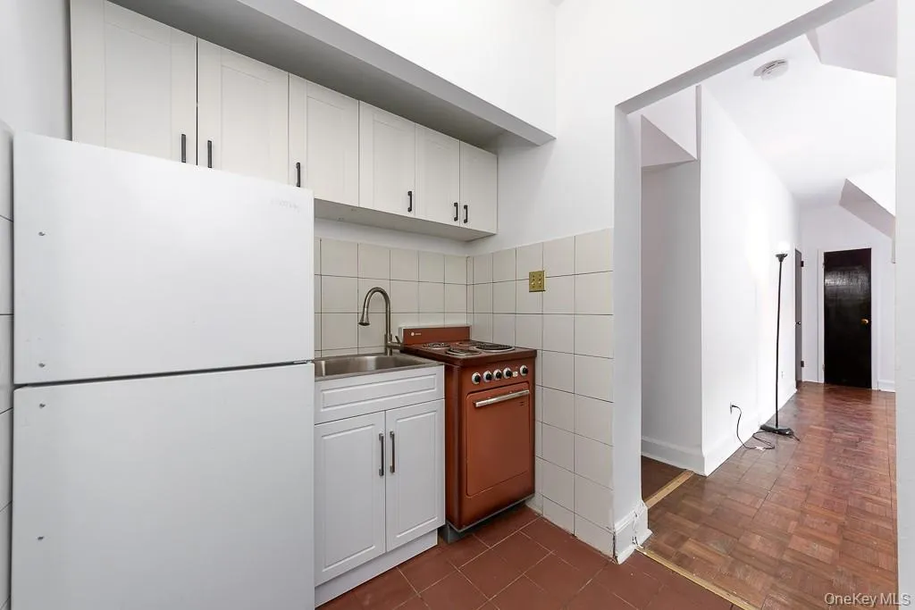 10 Station Square, New York, NY, 2 Rooms Rooms,1 BathroomBathrooms,Residential,For Rent,Station,0,1002014 10 Station Square, New York, NY, 2 Rooms Rooms,1 BathroomBathrooms,Residential,For Rent,Station,0,1002014