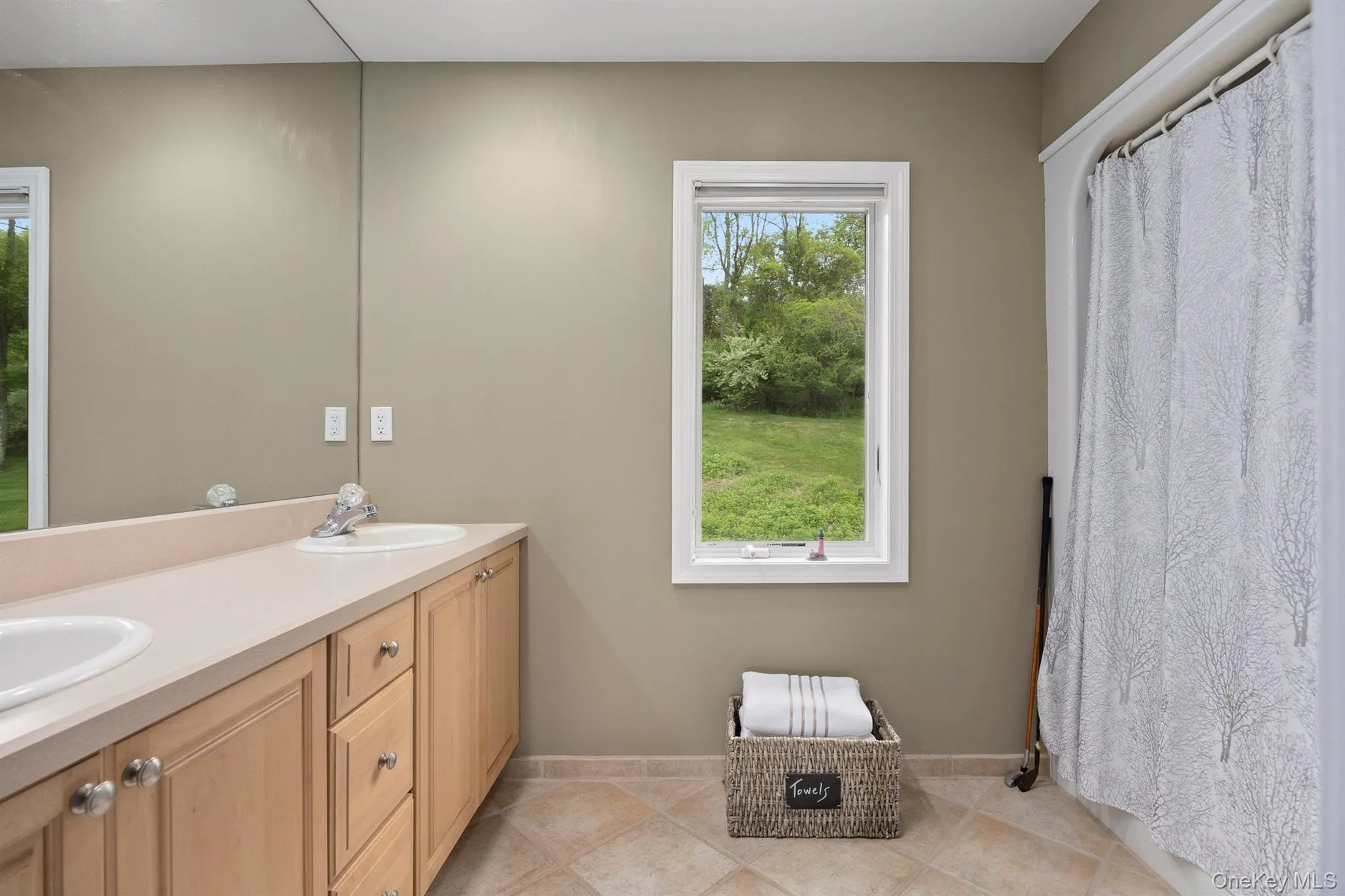 161 Pleasant Ridge Road, Beekman, NY, 3 Bedrooms Bedrooms, 10 Rooms Rooms,3 BathroomsBathrooms,Residential,For Rent,Pleasant Ridge,0,1002016 161 Pleasant Ridge Road, Beekman, NY, 3 Bedrooms Bedrooms, 10 Rooms Rooms,3 BathroomsBathrooms,Residential,For Rent,Pleasant Ridge,0,1002016