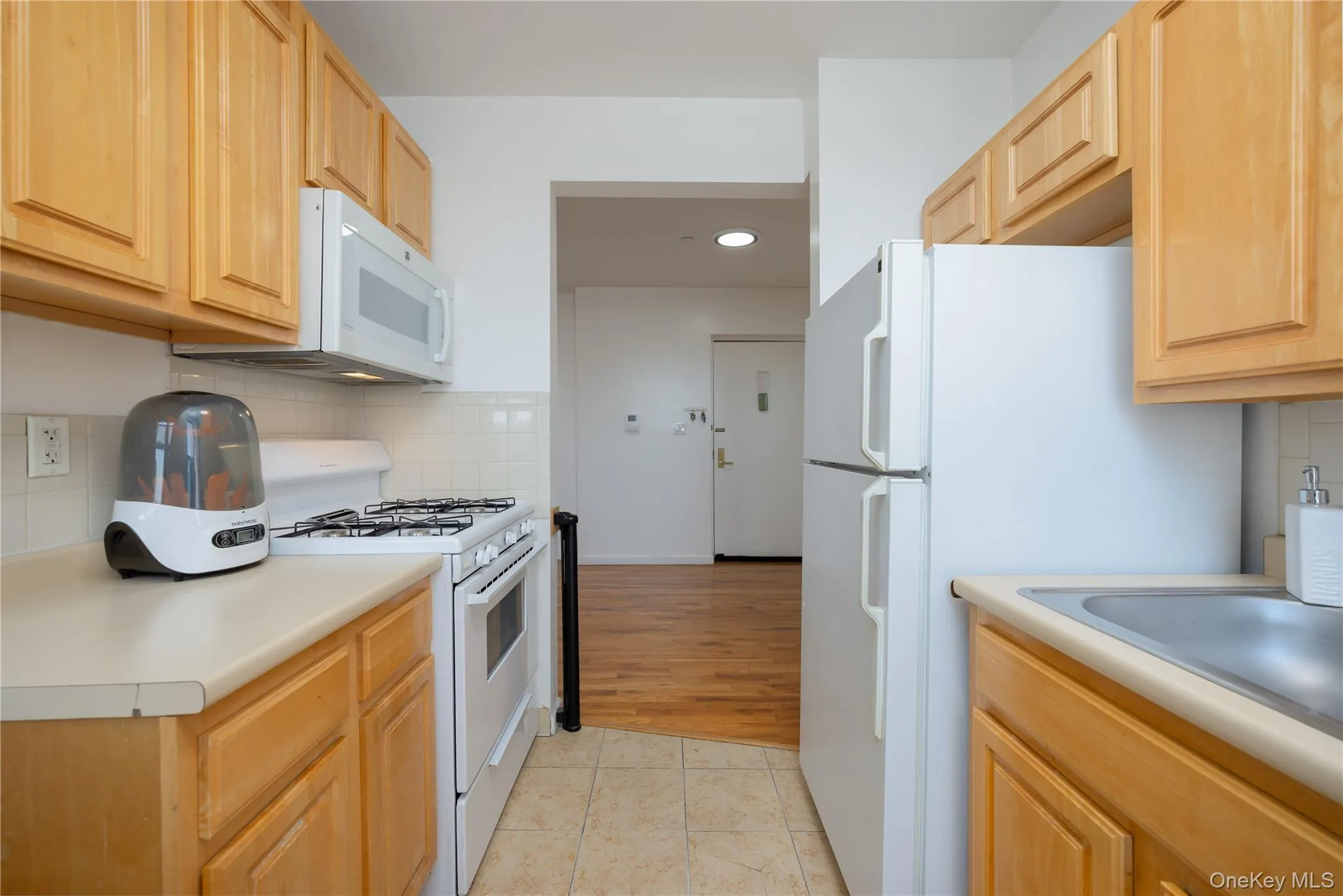 2023 Belmont Avenue, New York, NY, 2 Bedrooms Bedrooms, 5 Rooms Rooms,1 BathroomBathrooms,Residential,For Rent,Belmont,0,1002018 2023 Belmont Avenue, New York, NY, 2 Bedrooms Bedrooms, 5 Rooms Rooms,1 BathroomBathrooms,Residential,For Rent,Belmont,0,1002018