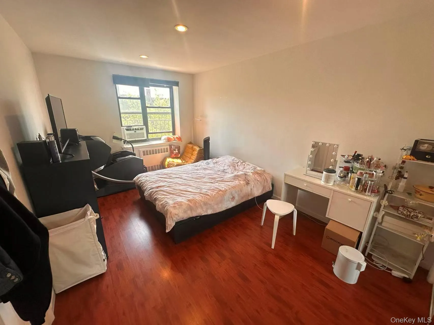 139-15 28 Road, New York, NY, 2 Bedrooms Bedrooms, 4 Rooms Rooms,1 BathroomBathrooms,Residential,For Rent,28,0,1002021 139-15 28 Road, New York, NY, 2 Bedrooms Bedrooms, 4 Rooms Rooms,1 BathroomBathrooms,Residential,For Rent,28,0,1002021