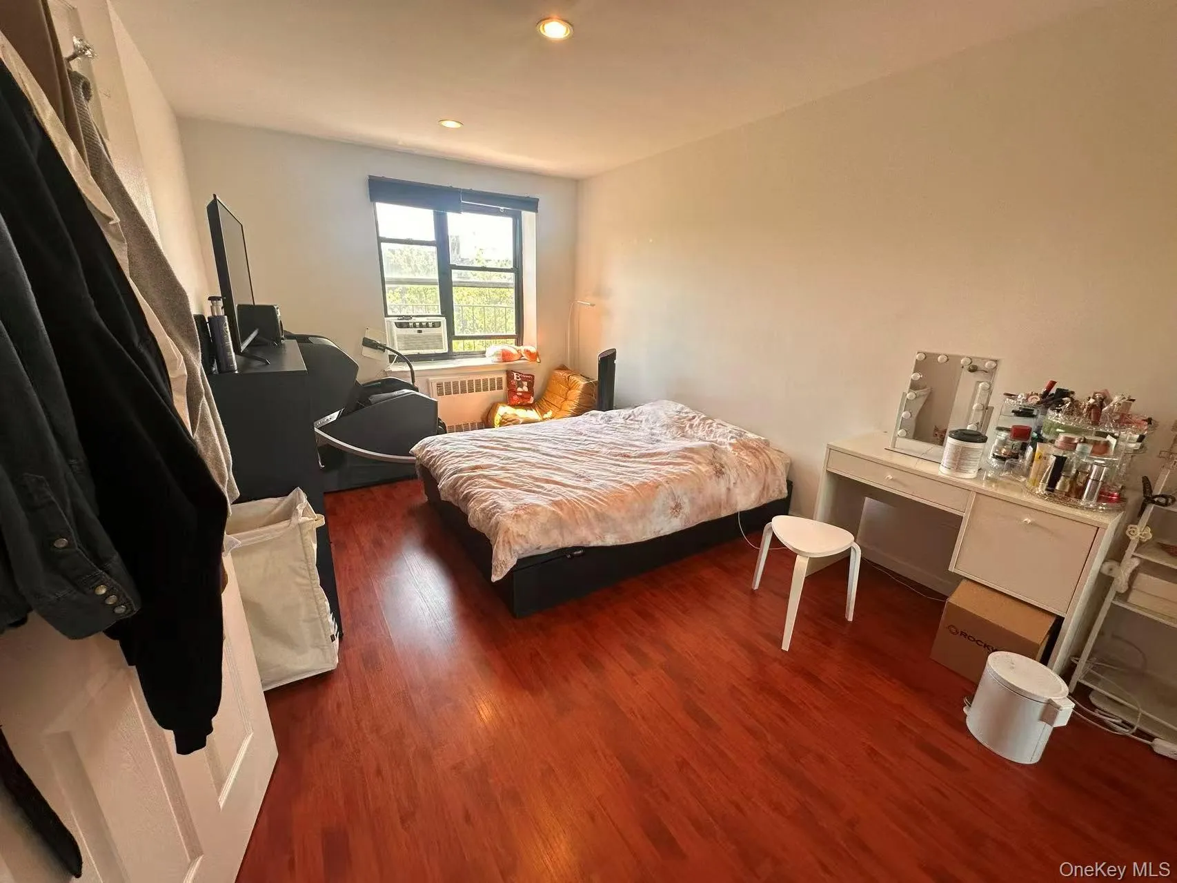 139-15 28 Road, New York, NY, 2 Bedrooms Bedrooms, 4 Rooms Rooms,1 BathroomBathrooms,Residential,For Rent,28,0,1002021 139-15 28 Road, New York, NY, 2 Bedrooms Bedrooms, 4 Rooms Rooms,1 BathroomBathrooms,Residential,For Rent,28,0,1002021